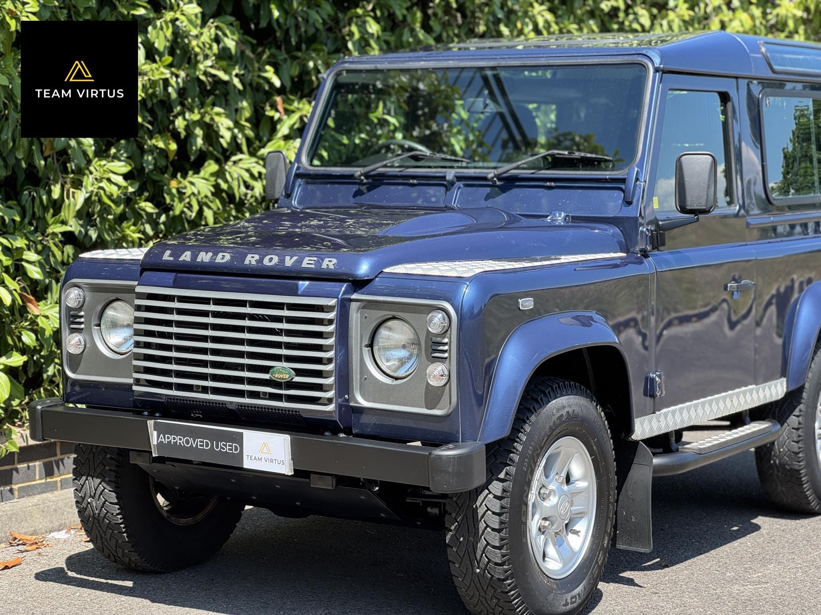 Land Rover Defender 90 2.4 TDCi XS SUV 3dr Diesel Manual 4WD SWB Euro 4 (122 bhp)
