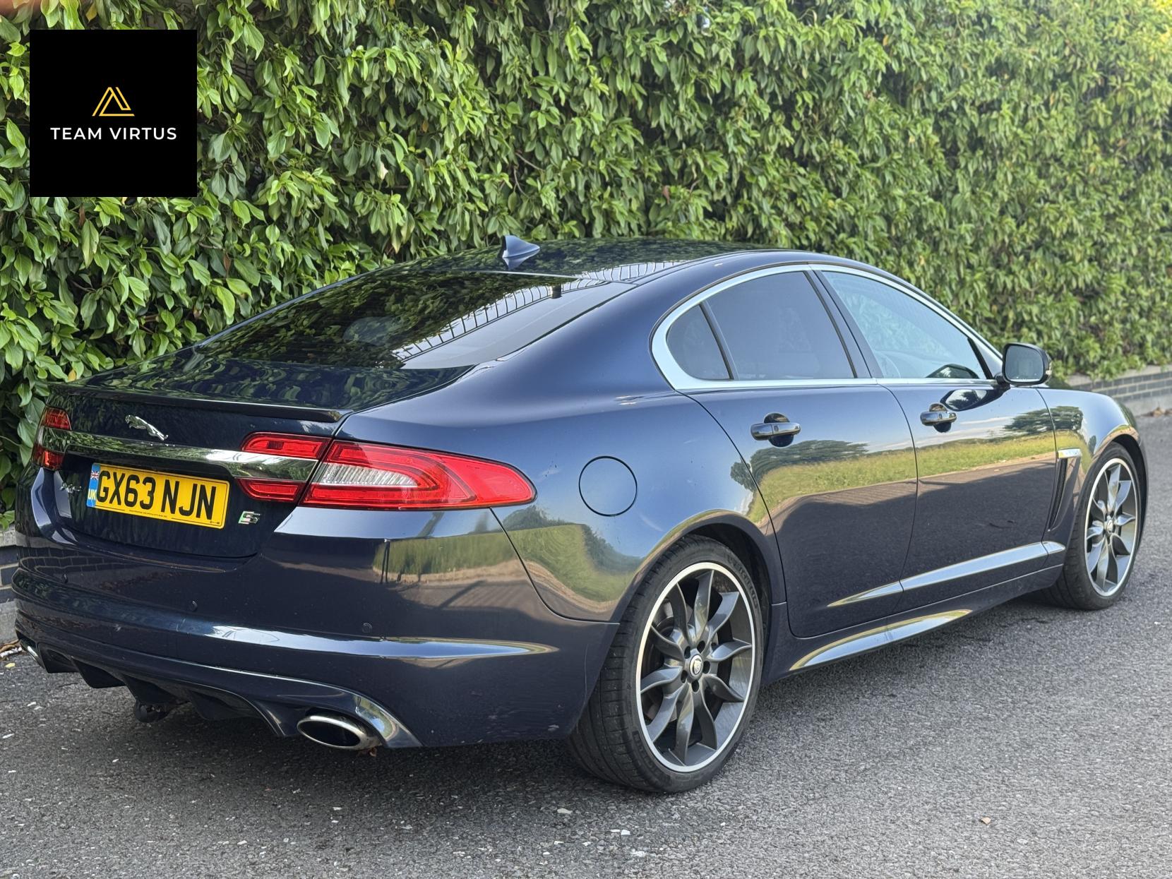 Jaguar XF 3.0d S V6 Premium Luxury Saloon 4dr Diesel Auto Euro 5 (s/s) (275 ps)