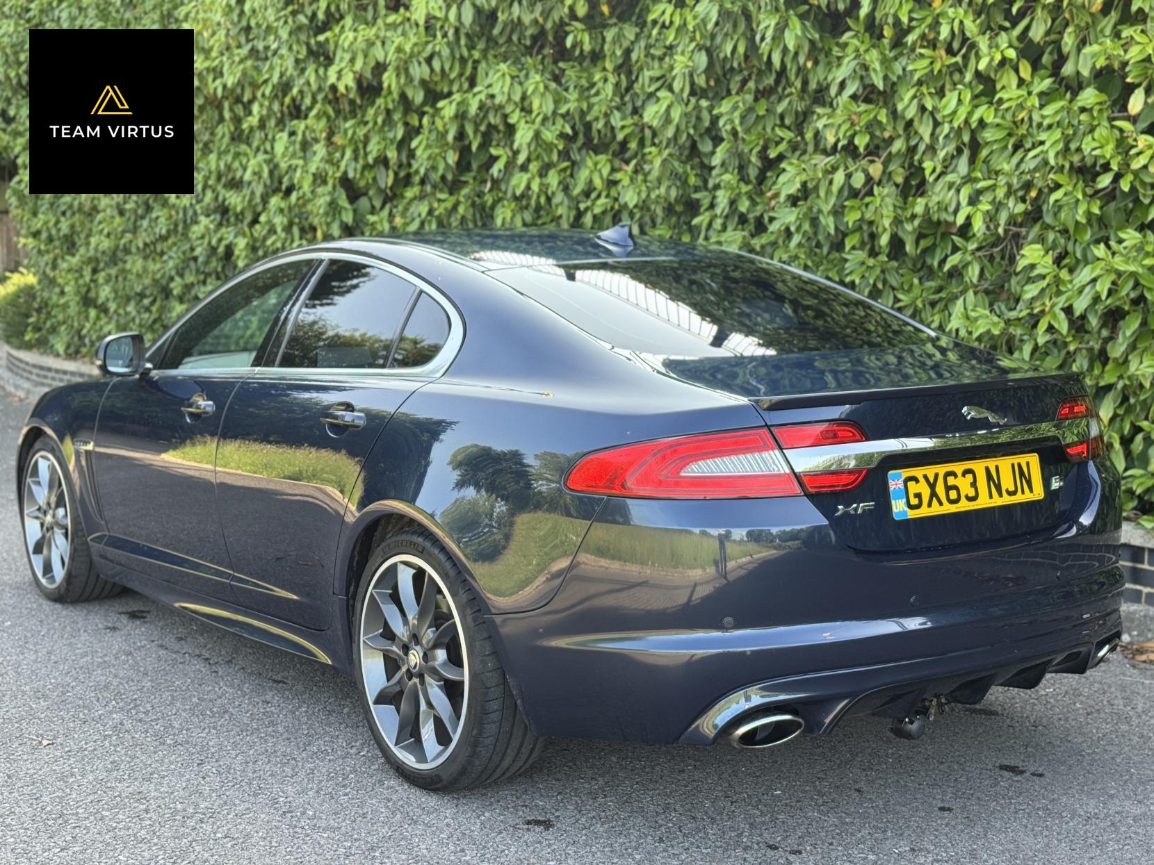Jaguar XF 3.0d S V6 Premium Luxury Saloon 4dr Diesel Auto Euro 5 (s/s) (275 ps)
