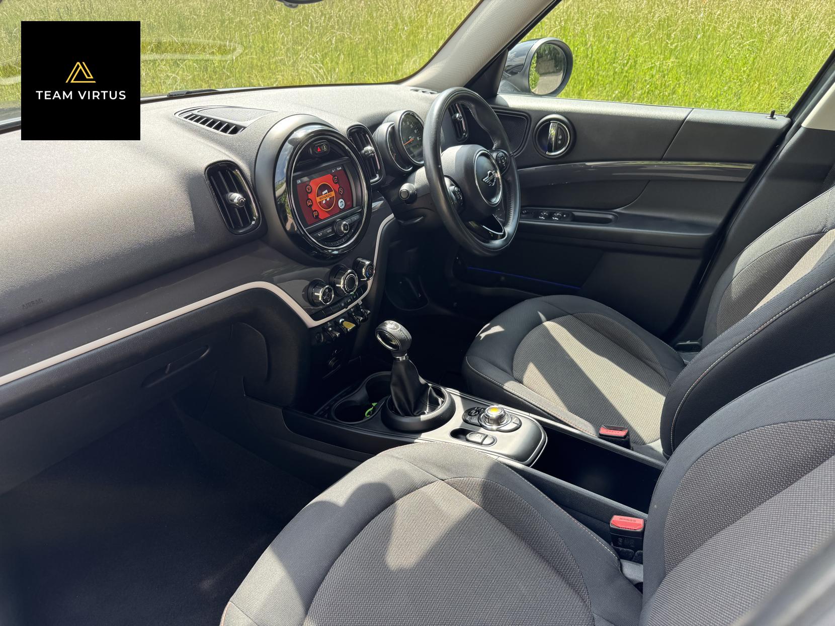 MINI Countryman 1.5 7.6kWh GPF Cooper SE SUV 5dr Petrol Plug-in Hybrid Auto ALL4 Euro 6 (s/s) (224 ps)