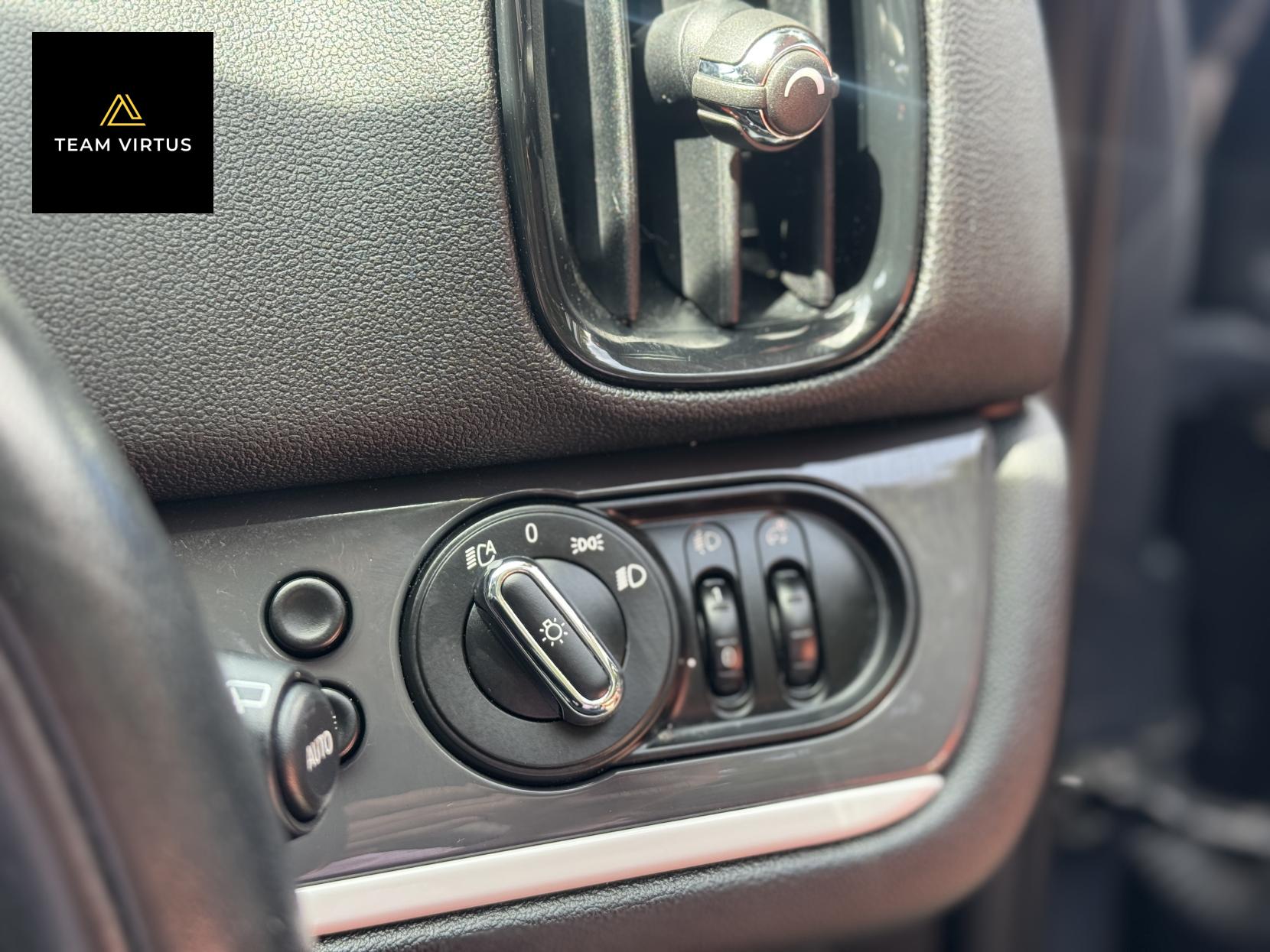 MINI Countryman 1.5 7.6kWh GPF Cooper SE SUV 5dr Petrol Plug-in Hybrid Auto ALL4 Euro 6 (s/s) (224 ps)