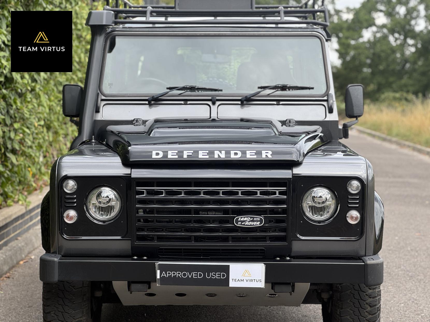 Land Rover Defender 90 2.2 TDCi Adventure SUV Double Cab 3dr Diesel Manual 4WD SWB Euro 5 (150 ps)