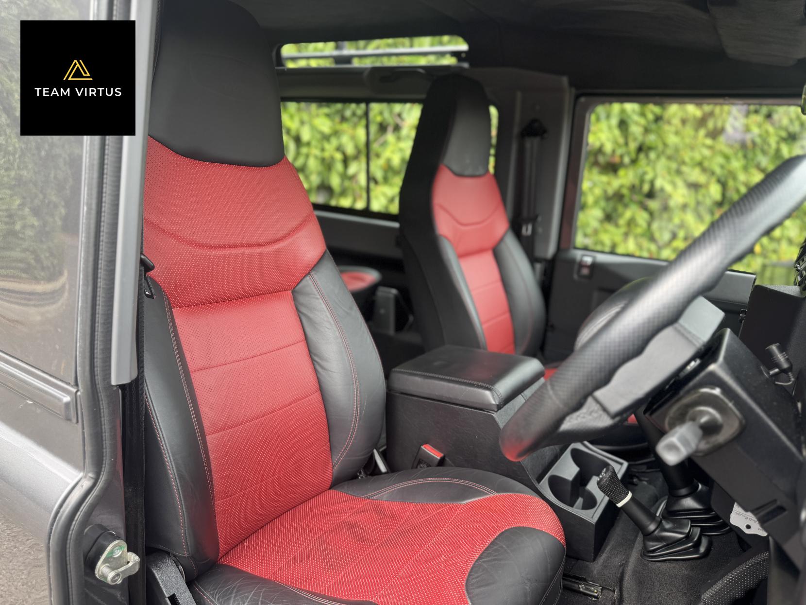 Land Rover Defender 90 2.2 TDCi Adventure SUV Double Cab 3dr Diesel Manual 4WD SWB Euro 5 (150 ps)