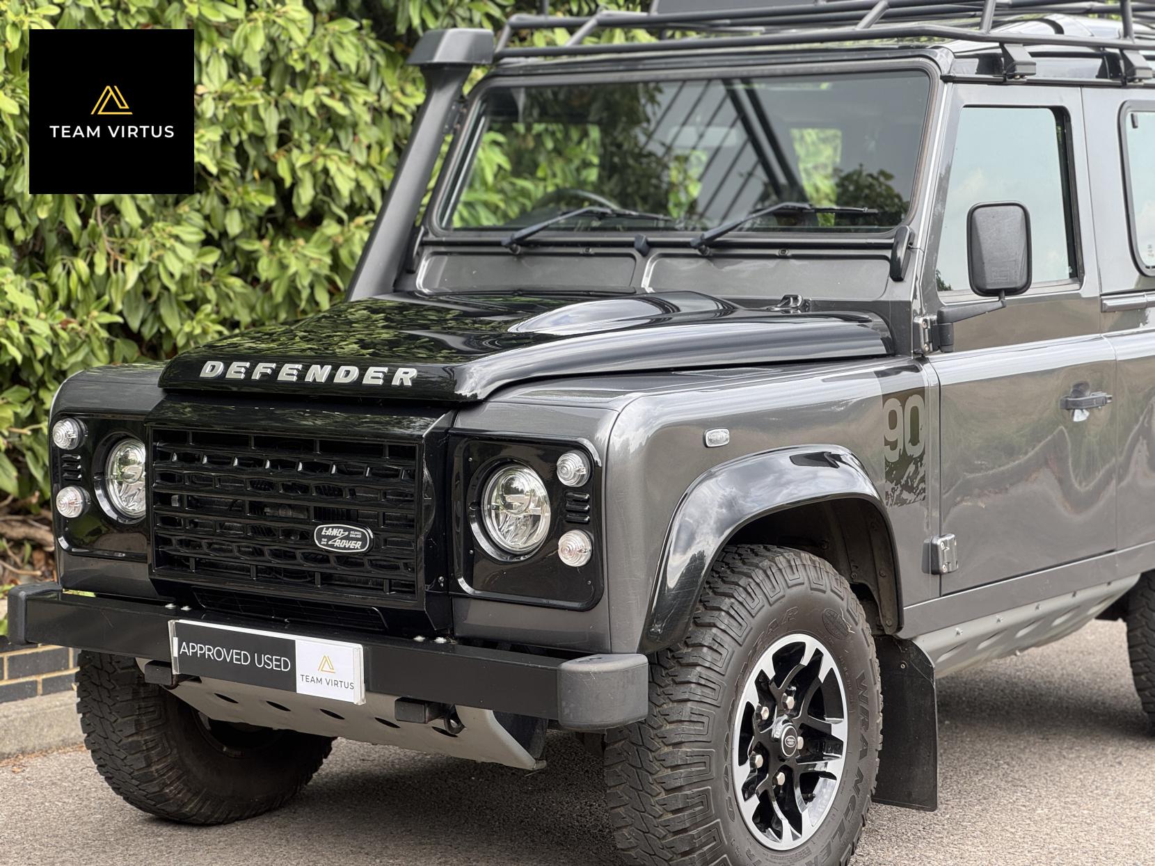 Land Rover Defender 90 2.2 TDCi Adventure SUV Double Cab 3dr Diesel Manual 4WD SWB Euro 5 (150 ps)