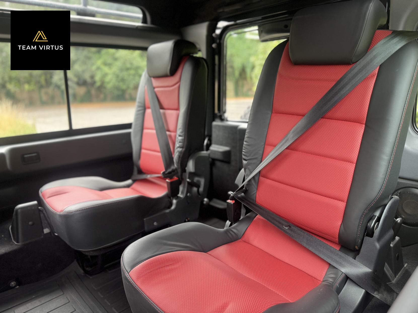 Land Rover Defender 90 2.2 TDCi Adventure SUV Double Cab 3dr Diesel Manual 4WD SWB Euro 5 (150 ps)