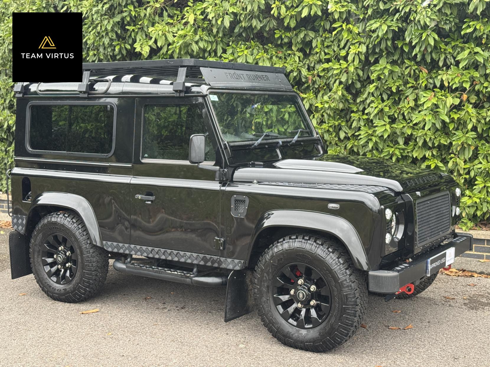 Land Rover Defender 90 2.2 TDCi XS SUV Double Cab 3dr Diesel Manual 4WD SWB Euro 5 (122 ps)