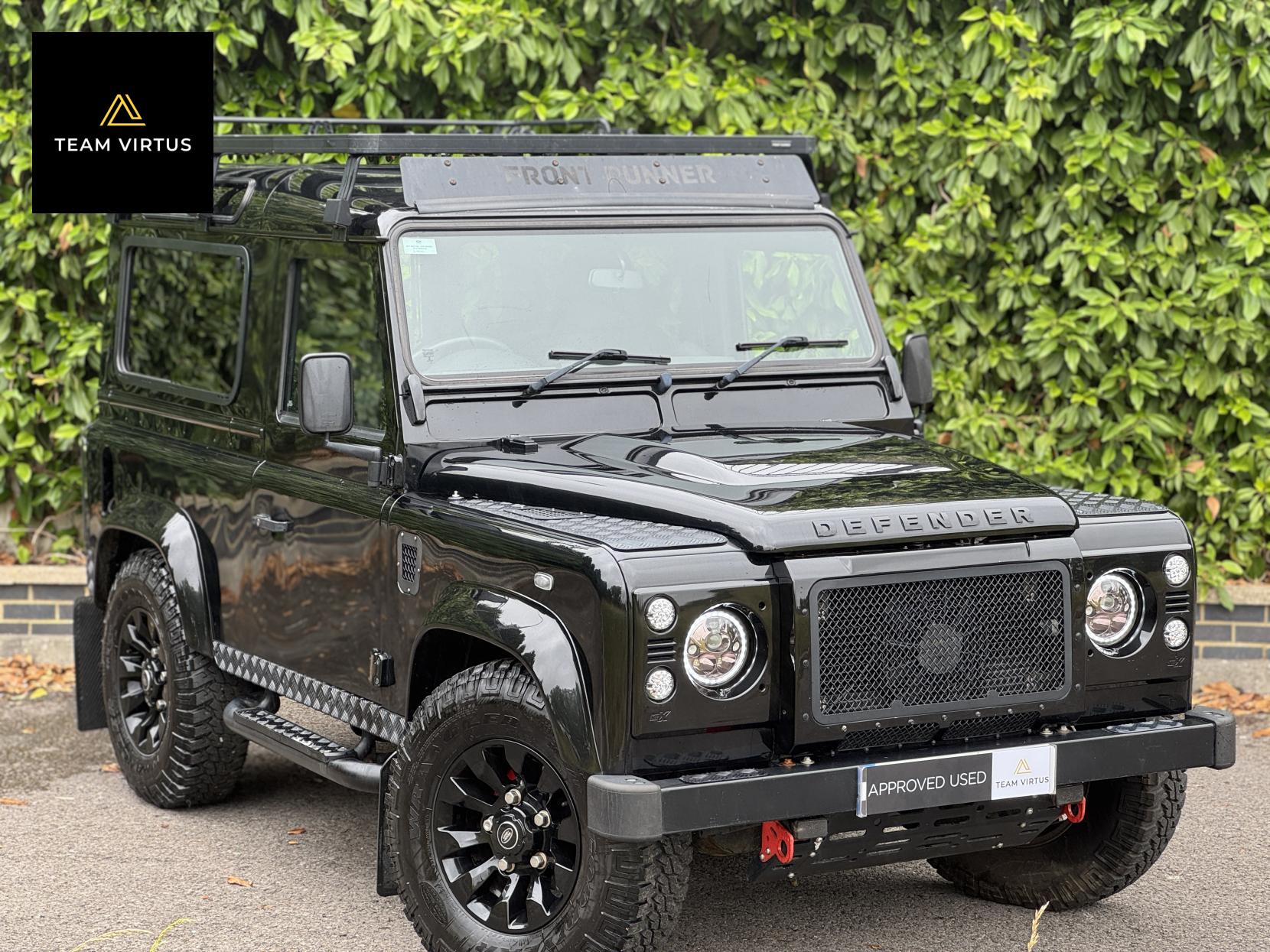Land Rover Defender 90 2.2 TDCi XS SUV Double Cab 3dr Diesel Manual 4WD SWB Euro 5 (122 ps)