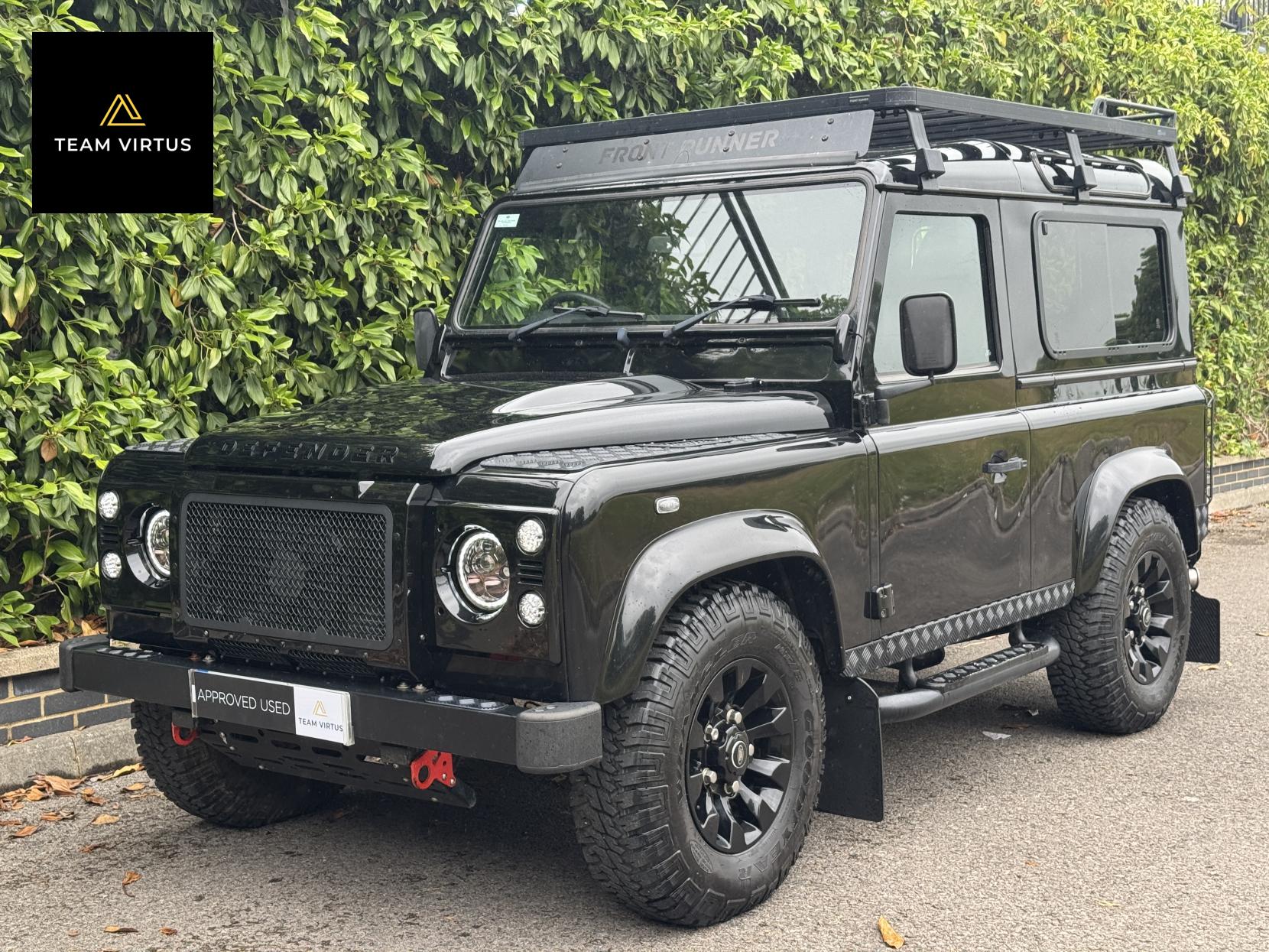 Land Rover Defender 90 2.2 TDCi XS SUV Double Cab 3dr Diesel Manual 4WD SWB Euro 5 (122 ps)