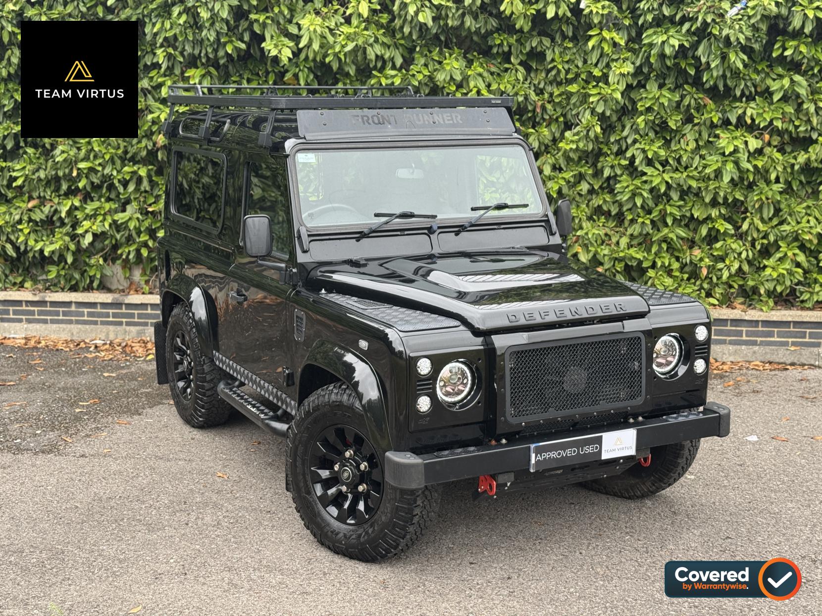 Land Rover Defender 90 2.2 TDCi XS SUV Double Cab 3dr Diesel Manual 4WD SWB Euro 5 (122 ps)