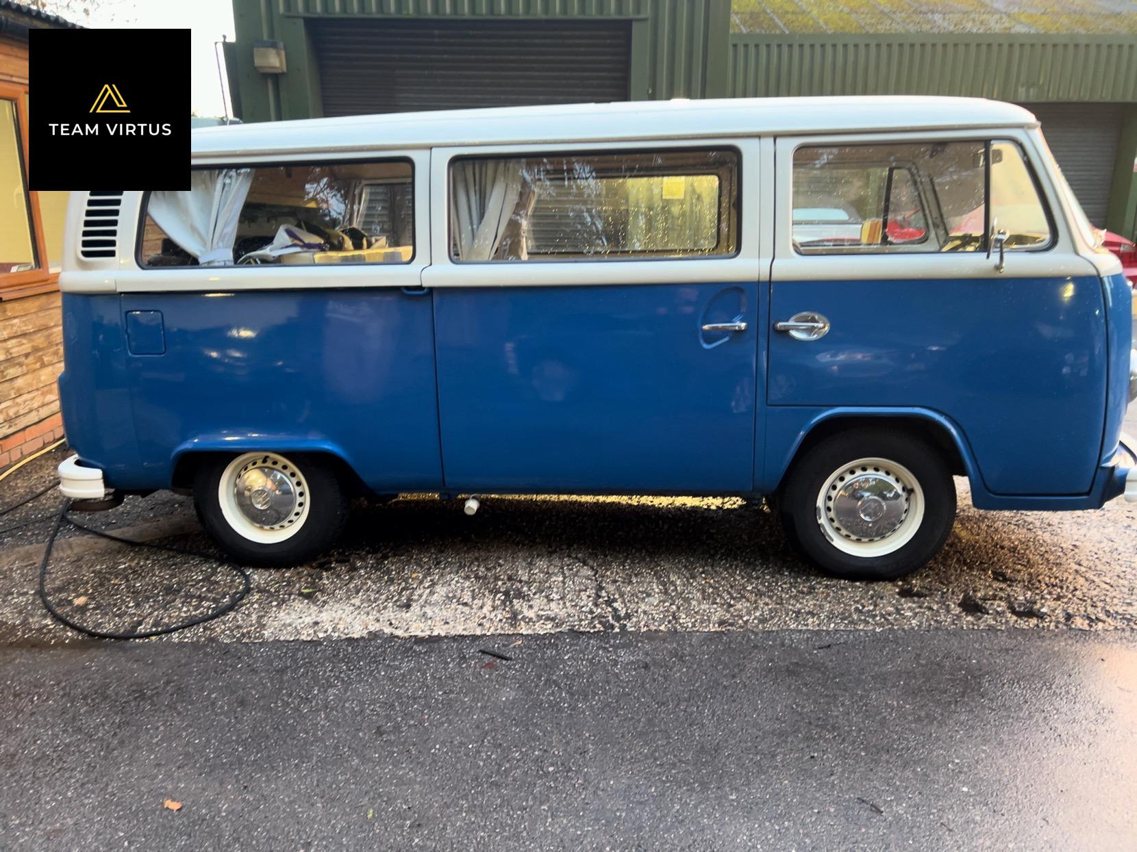 Volkswagen Campervan 2.0