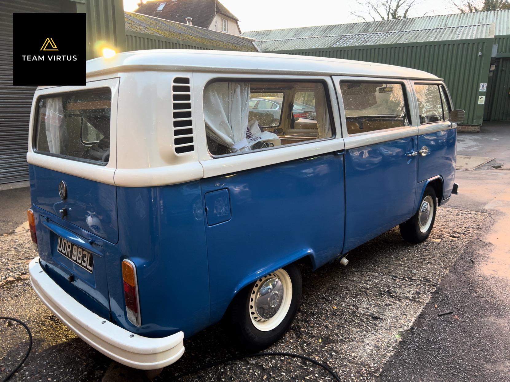 Volkswagen Campervan 2.0
