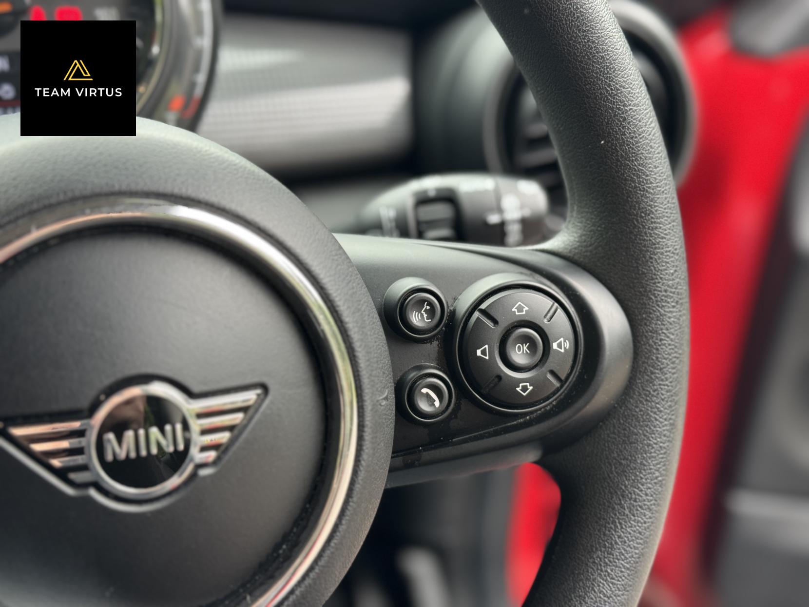 MINI Hatch 1.5 Cooper Classic Hatchback 3dr Petrol Manual Euro 6 (s/s) (136 ps)