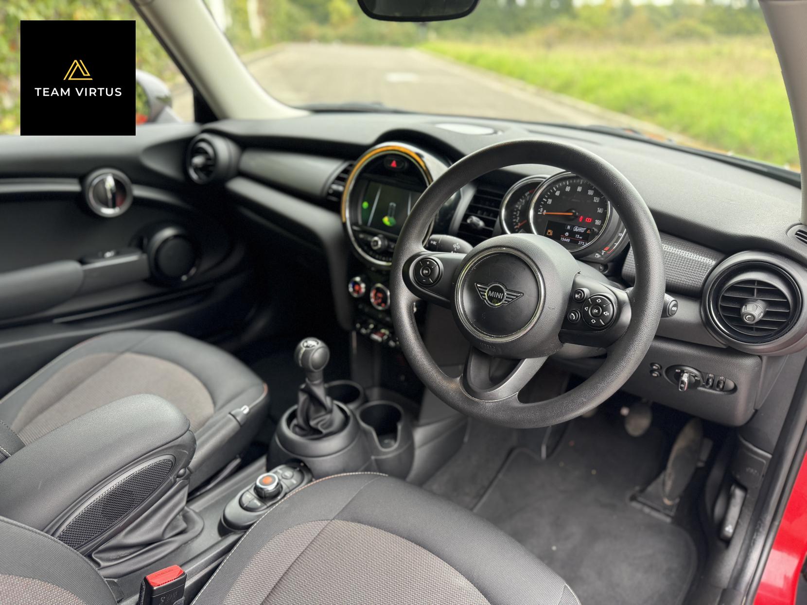 MINI Hatch 1.5 Cooper Classic Hatchback 3dr Petrol Manual Euro 6 (s/s) (136 ps)