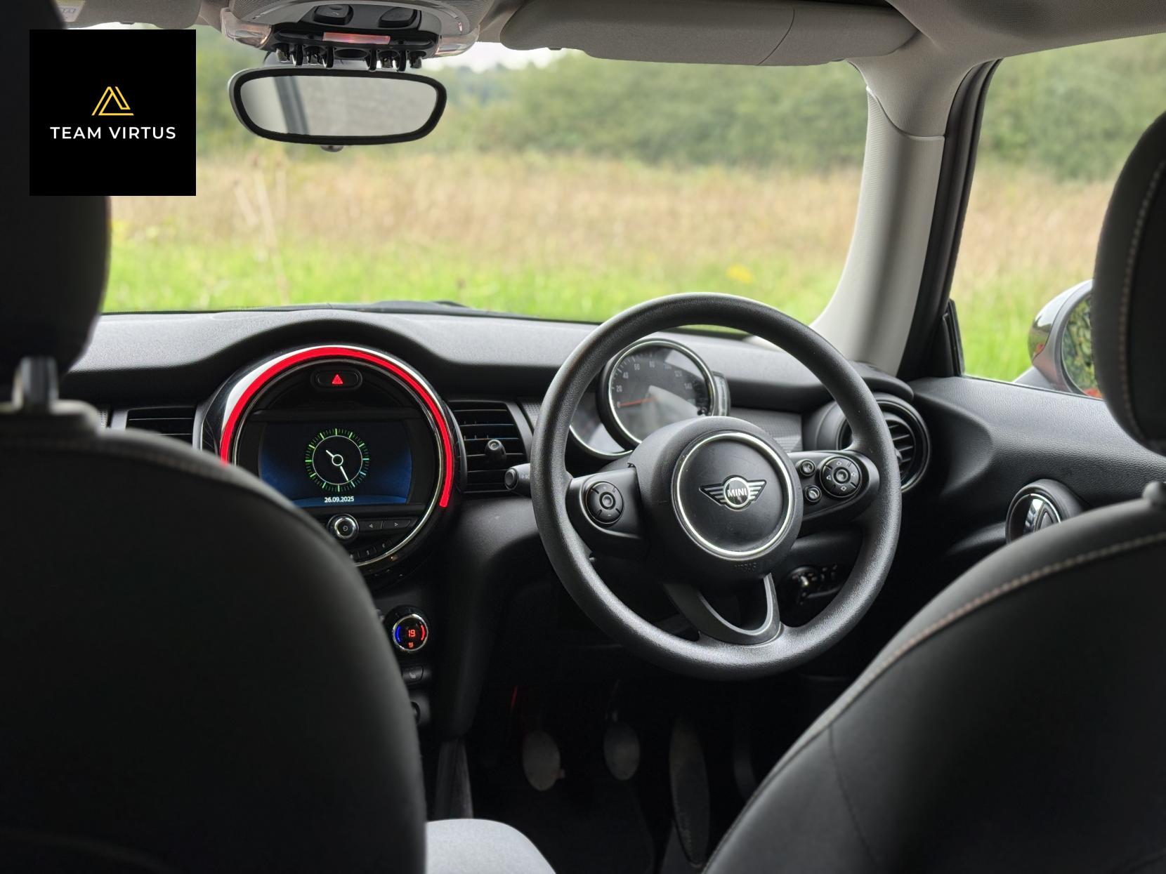 MINI Hatch 1.5 Cooper Classic Hatchback 3dr Petrol Manual Euro 6 (s/s) (136 ps)