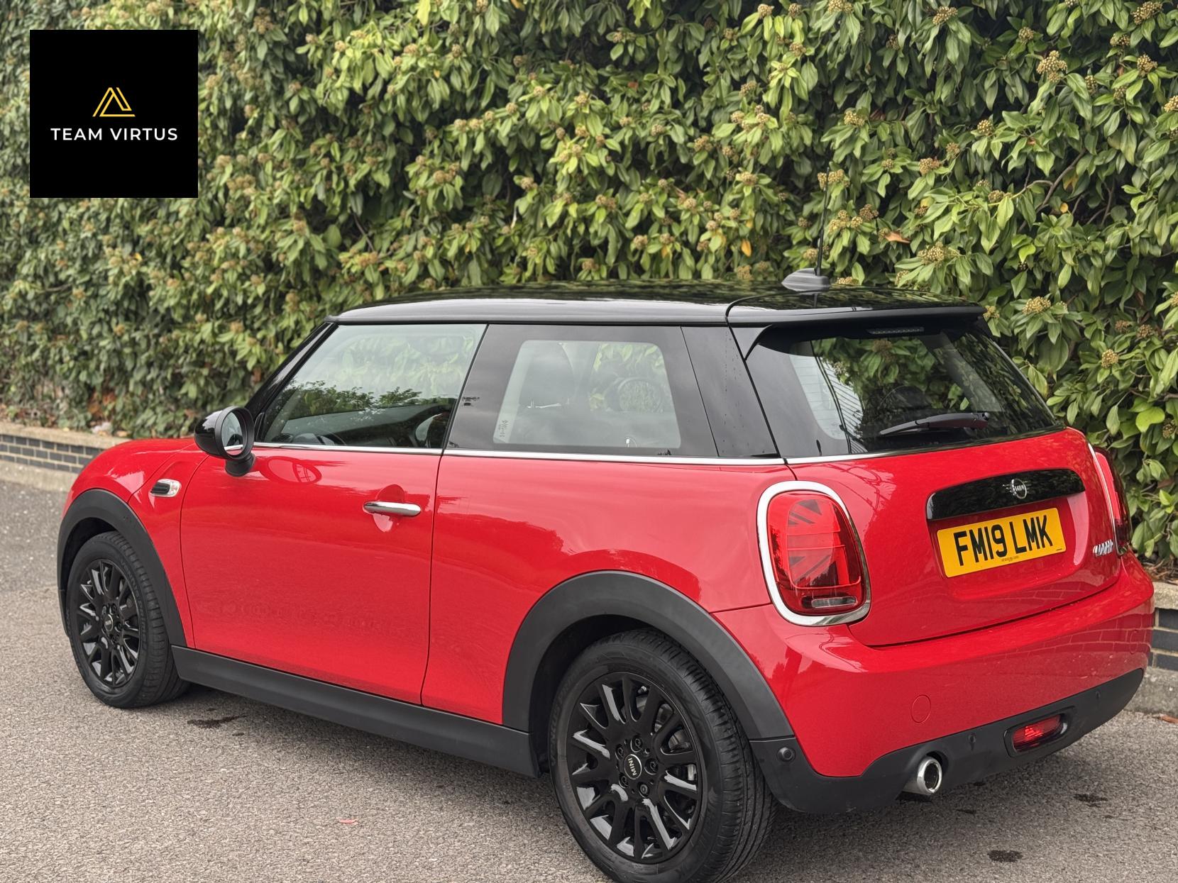 MINI Hatch 1.5 Cooper Classic Hatchback 3dr Petrol Manual Euro 6 (s/s) (136 ps)