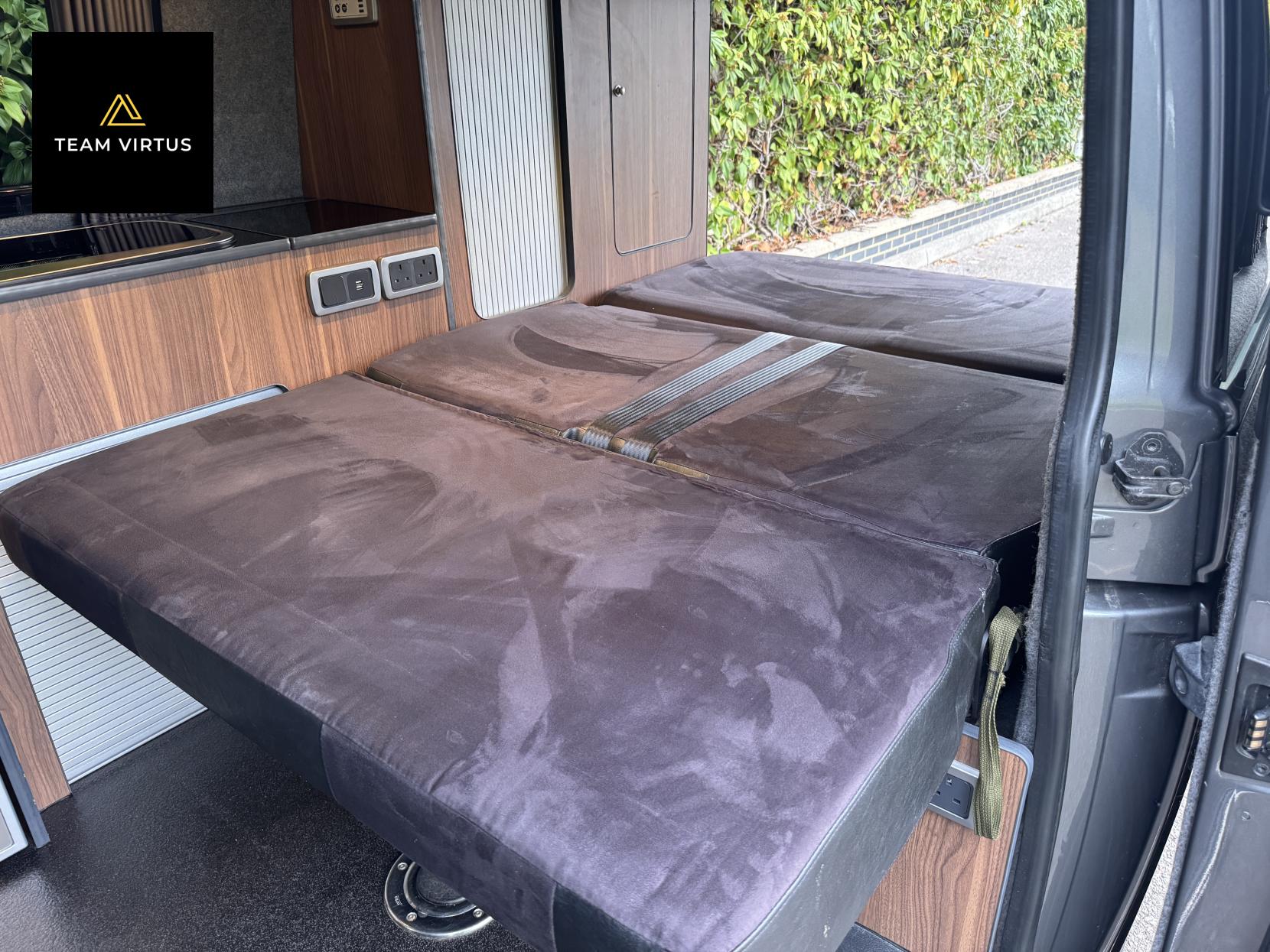 Volkswagen T28 2.0 T28 Startline Campervan