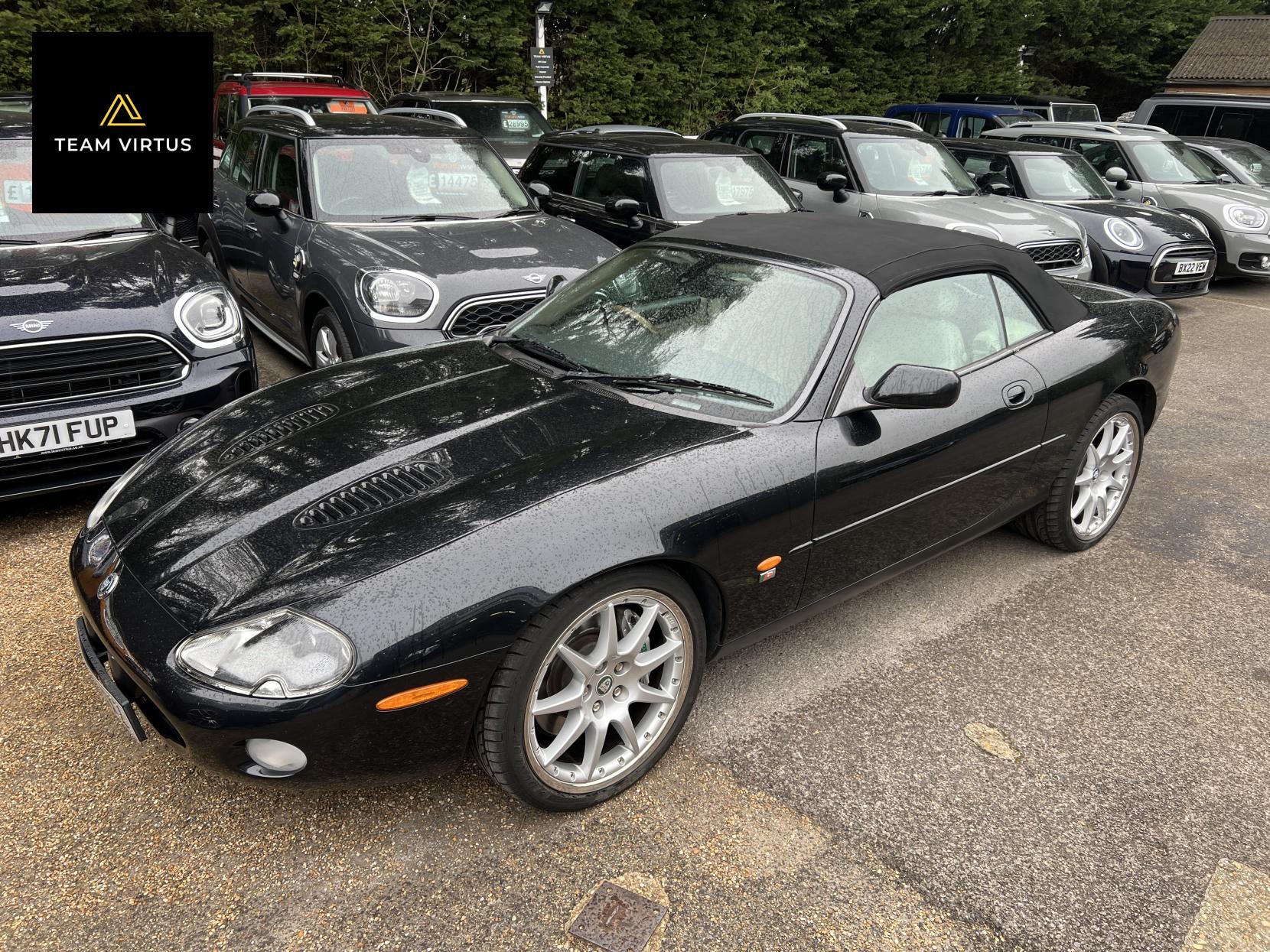 Jaguar XKR 4.2 Supercharged Convertible 2dr Petrol Automatic (304 g/km, 400 bhp)