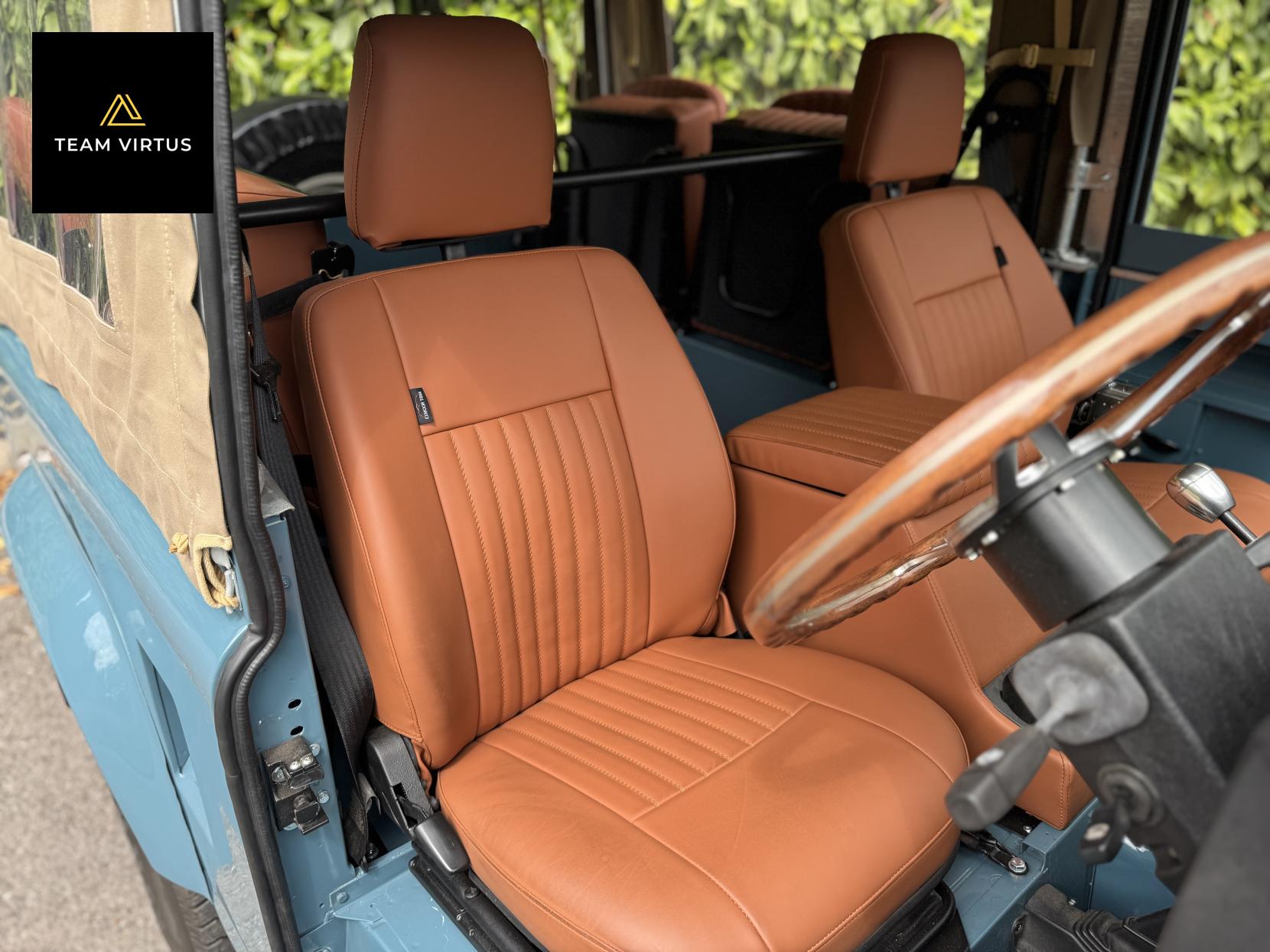 Land Rover Defender 90 2.5 TD5 Pickup 2dr Petrol Manual (83 bhp)
