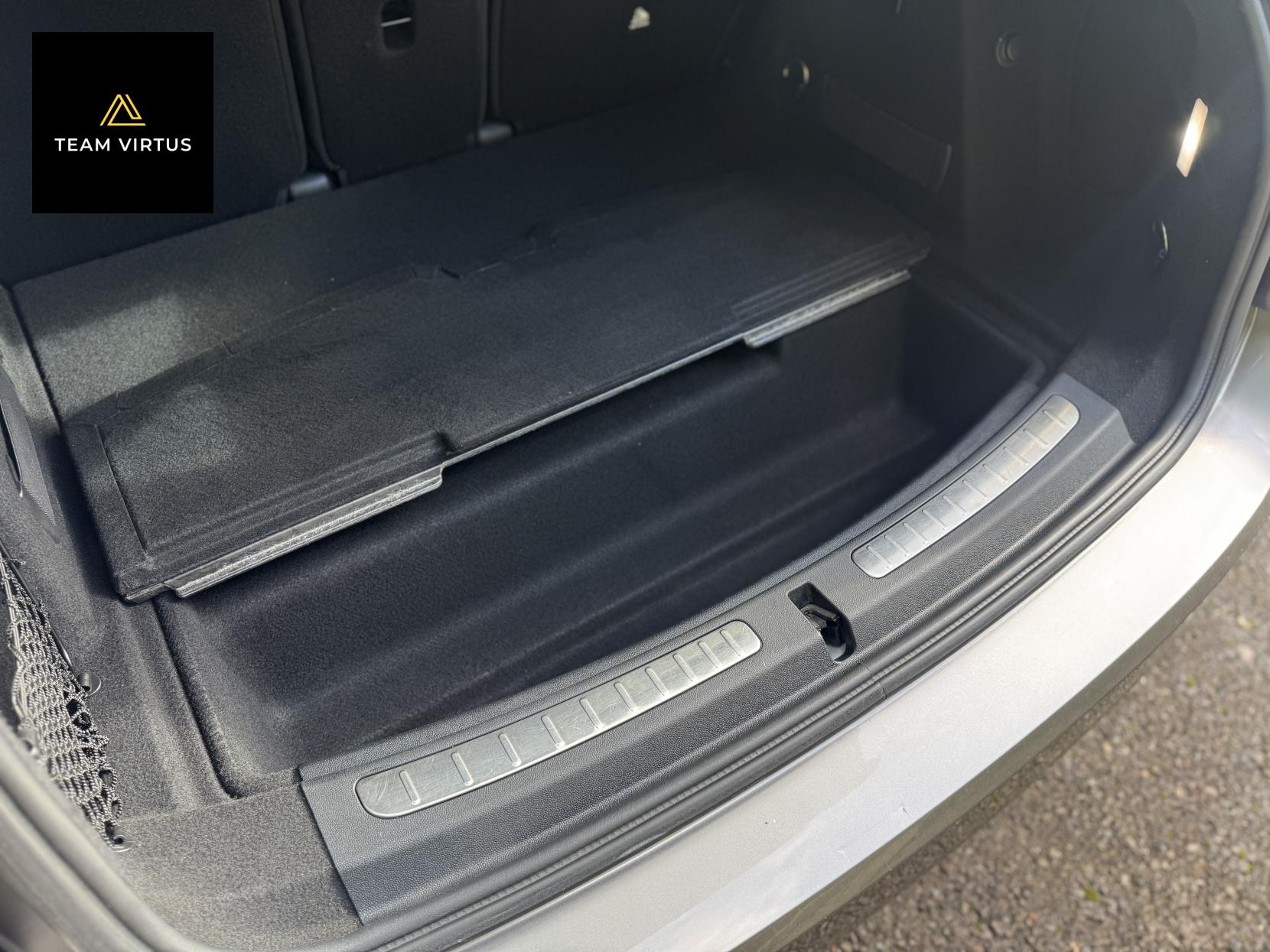 MINI Countryman 1.5 7.6kWh Cooper SE SUV 5dr Petrol Plug-in Hybrid Auto ALL4 Euro 6 (s/s) (224 ps)