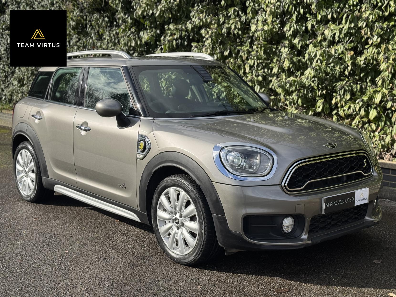 MINI Countryman 1.5 7.6kWh Cooper SE SUV 5dr Petrol Plug-in Hybrid Auto ALL4 Euro 6 (s/s) (224 ps)
