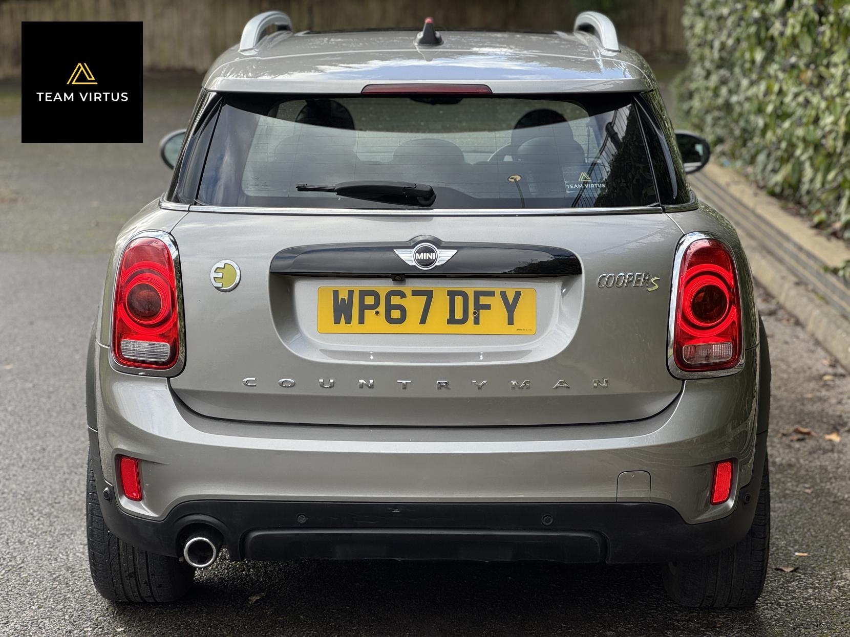 MINI Countryman 1.5 7.6kWh Cooper SE SUV 5dr Petrol Plug-in Hybrid Auto ALL4 Euro 6 (s/s) (224 ps)