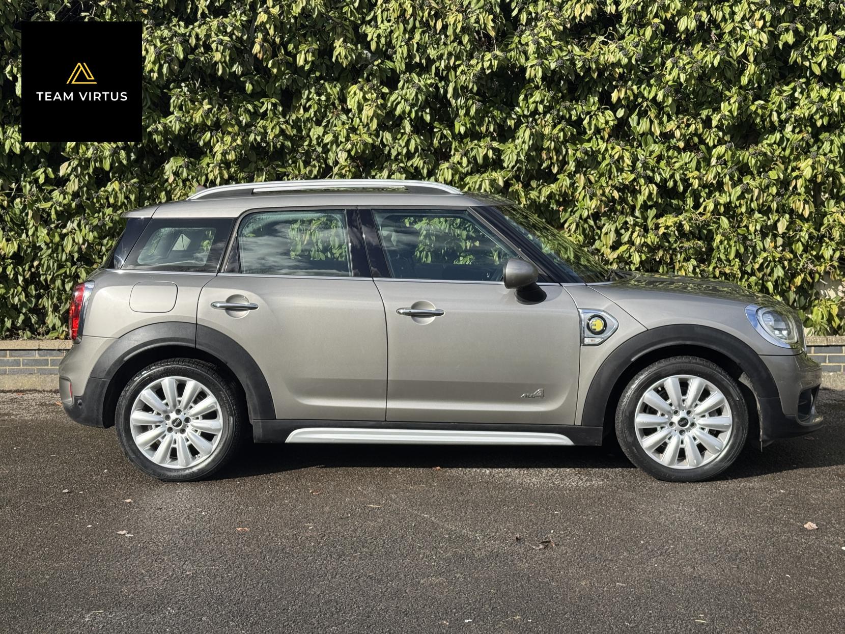 MINI Countryman 1.5 7.6kWh Cooper SE SUV 5dr Petrol Plug-in Hybrid Auto ALL4 Euro 6 (s/s) (224 ps)