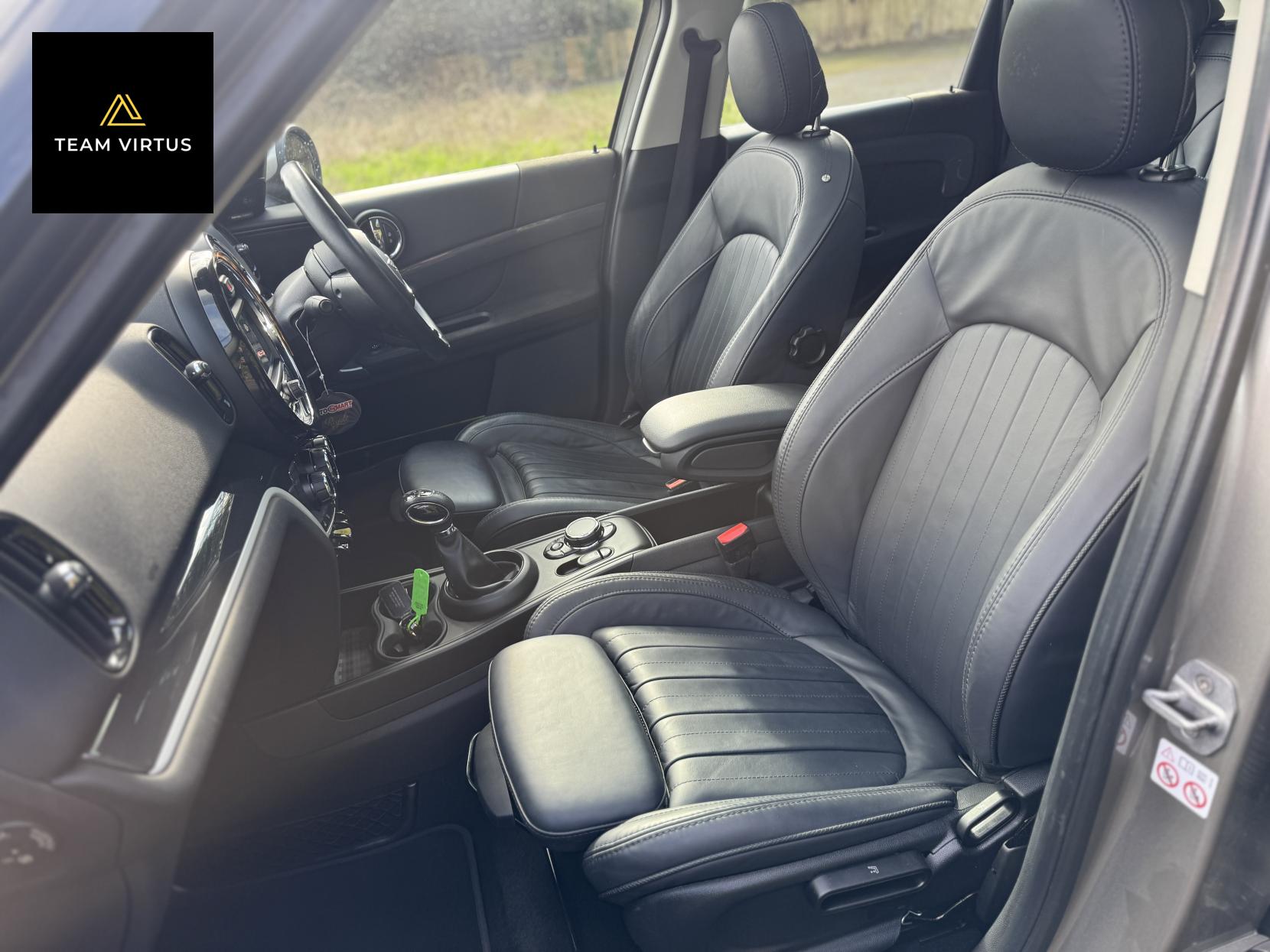 MINI Countryman 1.5 7.6kWh Cooper SE SUV 5dr Petrol Plug-in Hybrid Auto ALL4 Euro 6 (s/s) (224 ps)