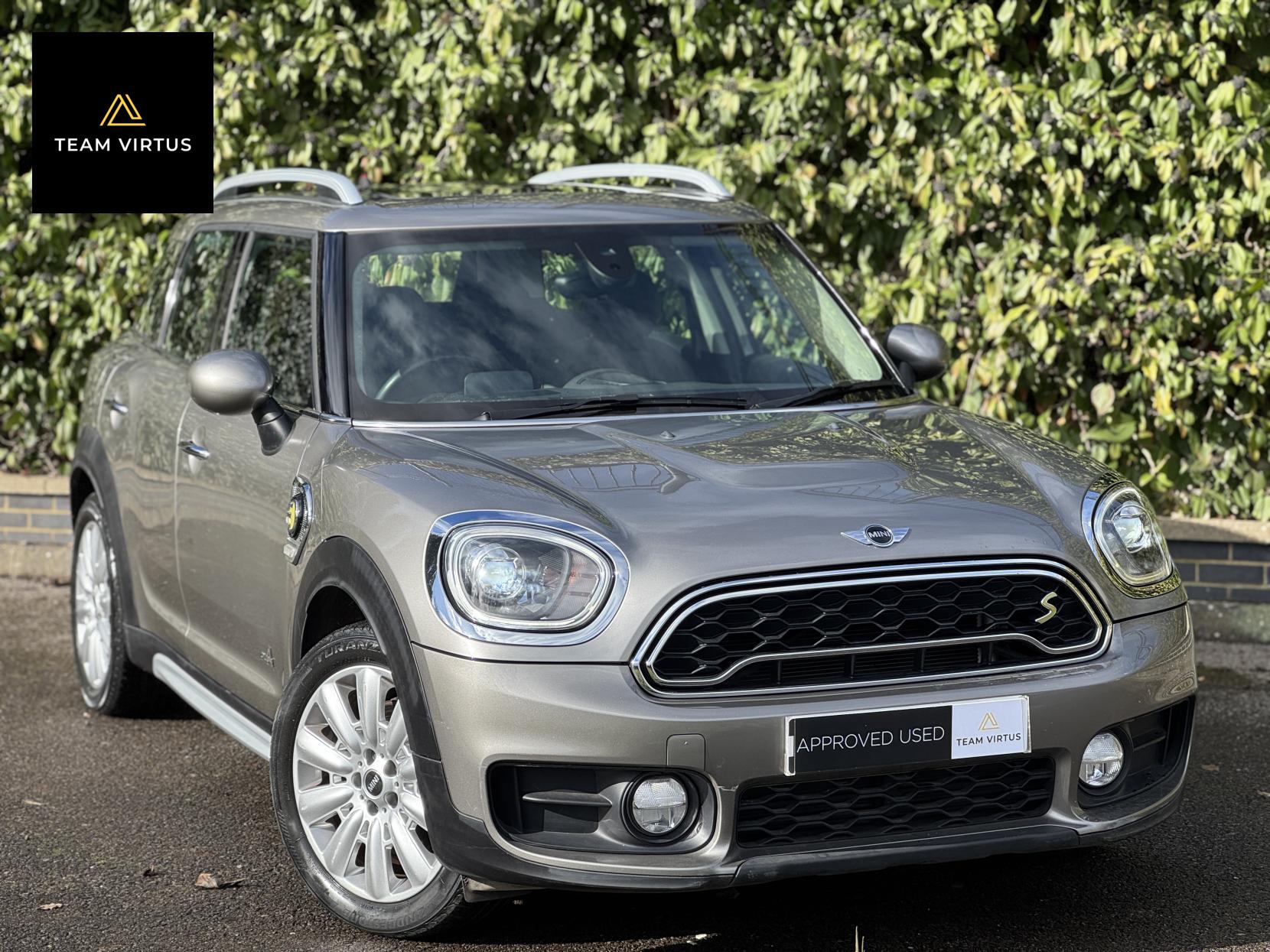 MINI Countryman 1.5 7.6kWh Cooper SE SUV 5dr Petrol Plug-in Hybrid Auto ALL4 Euro 6 (s/s) (224 ps)