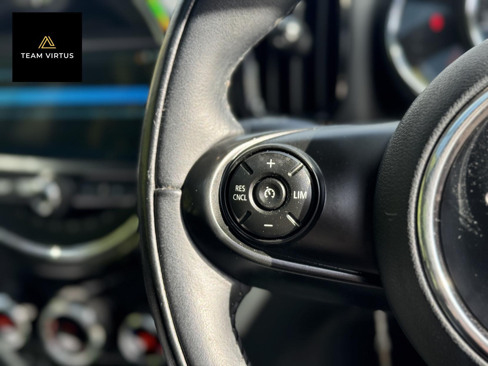 MINI Countryman 1.5 7.6kWh Cooper SE SUV 5dr Petrol Plug-in Hybrid Auto ALL4 Euro 6 (s/s) (224 ps)