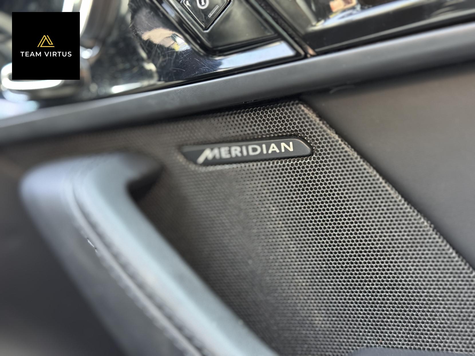 Jaguar F-Type 3.0 V6 R-Dynamic Coupe 2dr Petrol Auto Euro 6 (s/s) (380 ps)