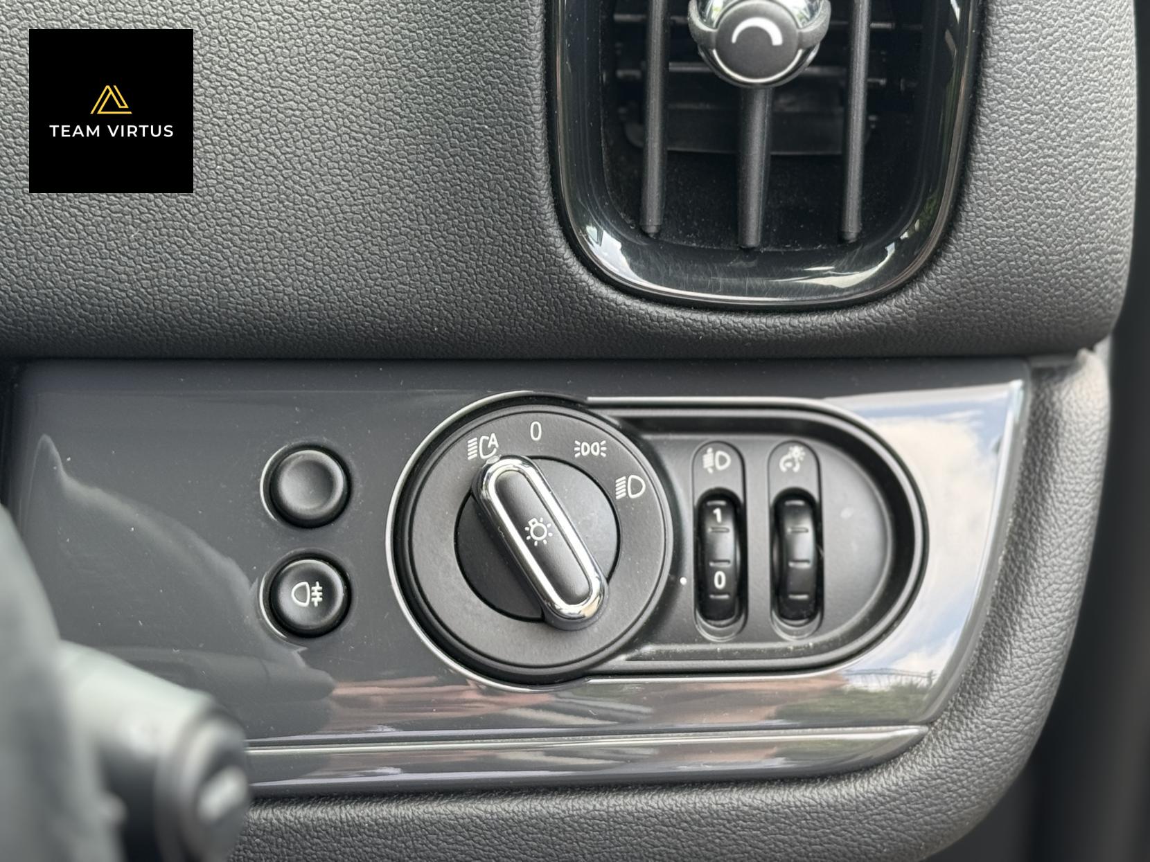 MINI Countryman 1.5 Cooper SUV 5dr Petrol Steptronic Euro 6 (s/s) (136 ps)