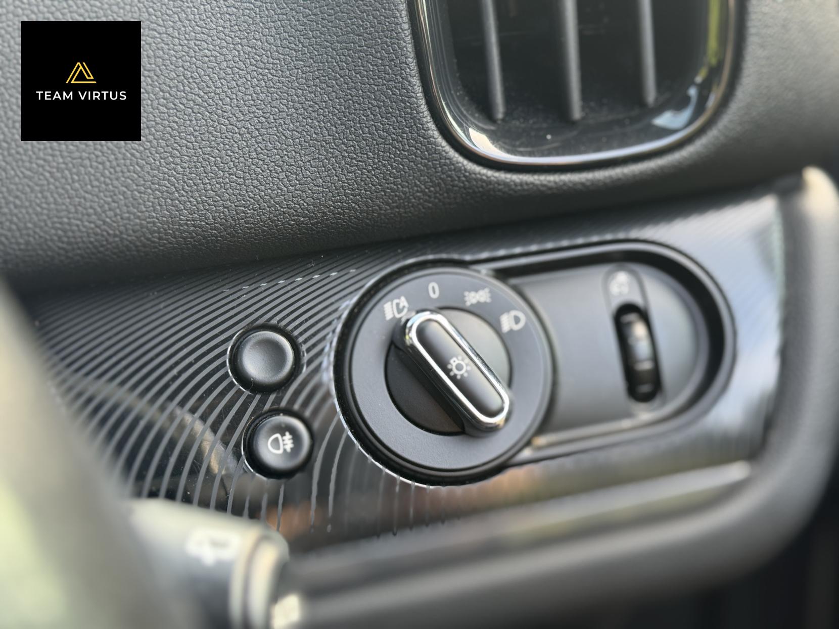 MINI Countryman 2.0 John Cooper Works SUV 5dr Petrol Auto ALL4 Euro 6 (s/s) (231 ps)