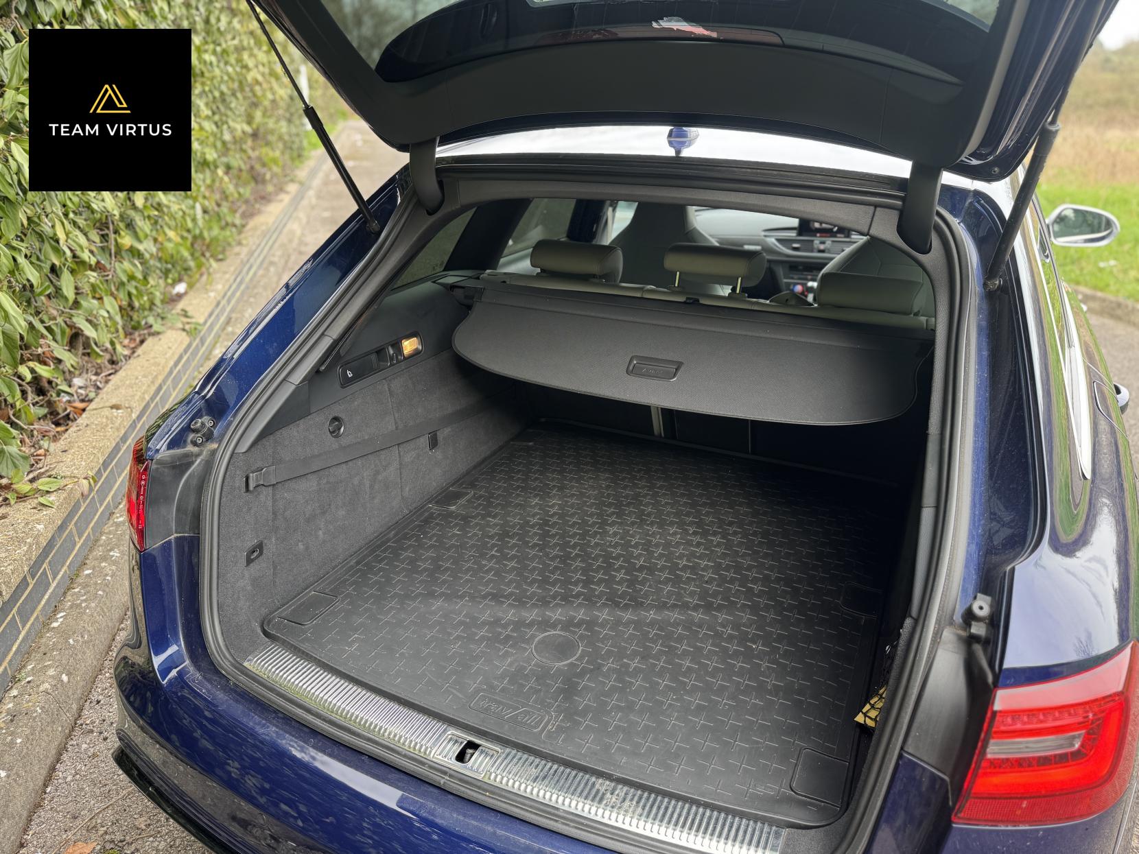 Audi RS6 Avant 4.0 TFSI V8 Estate 5dr Petrol Tiptronic quattro Euro 5 (s/s) (560 ps)