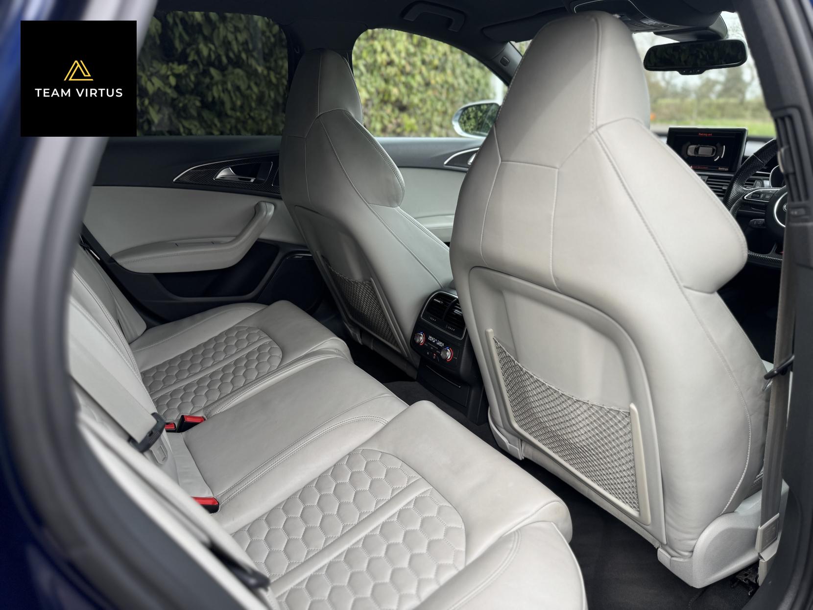 Audi RS6 Avant 4.0 TFSI V8 Estate 5dr Petrol Tiptronic quattro Euro 5 (s/s) (560 ps)