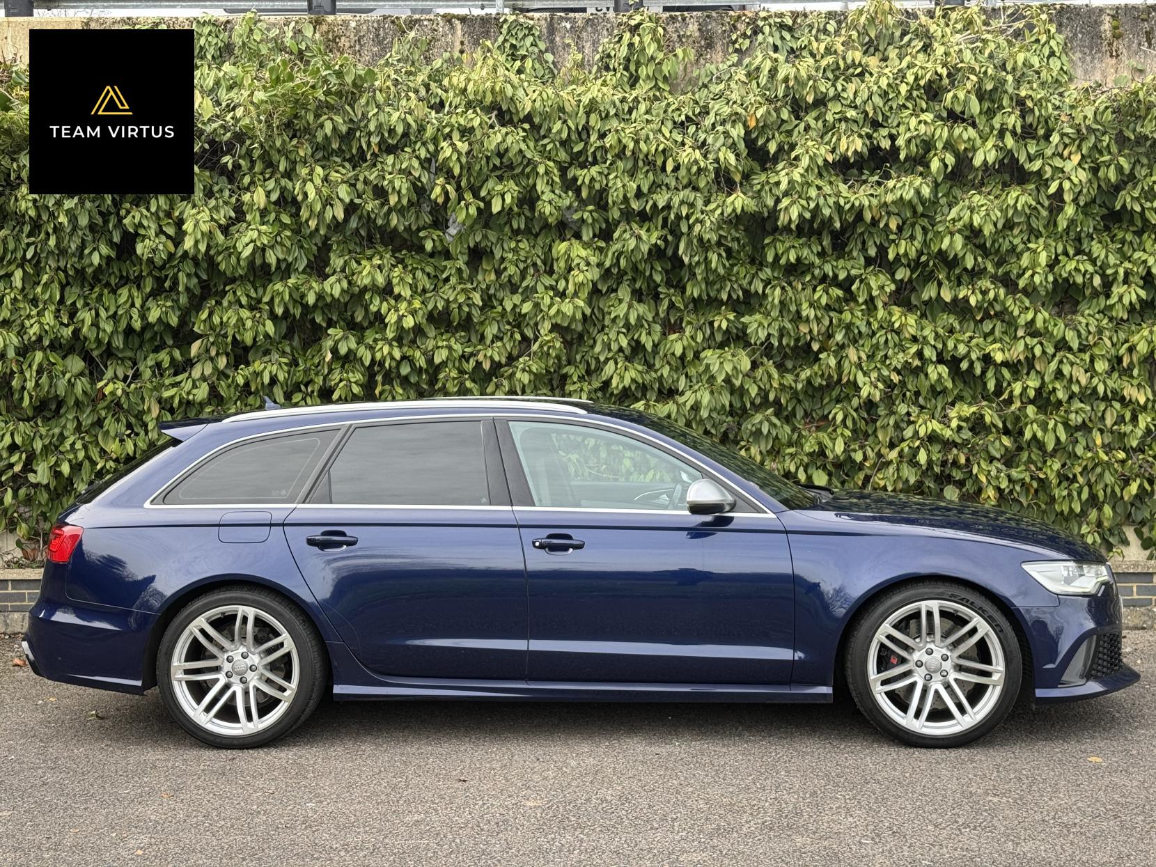 Audi RS6 Avant 4.0 TFSI V8 Estate 5dr Petrol Tiptronic quattro Euro 5 (s/s) (560 ps)