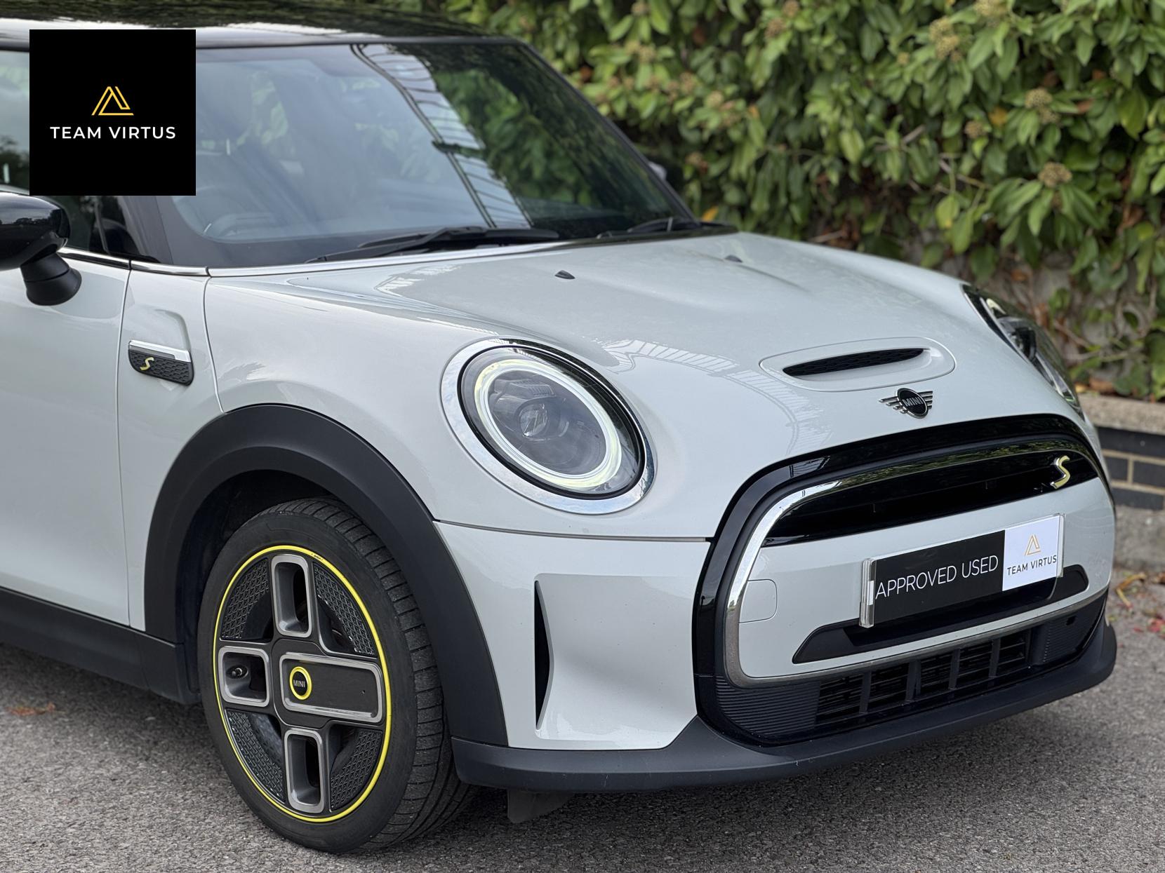 MINI Electric Hatch Cooper SE 32.6kWh Level 2 Hatchback 3dr Electric Auto (184 ps)