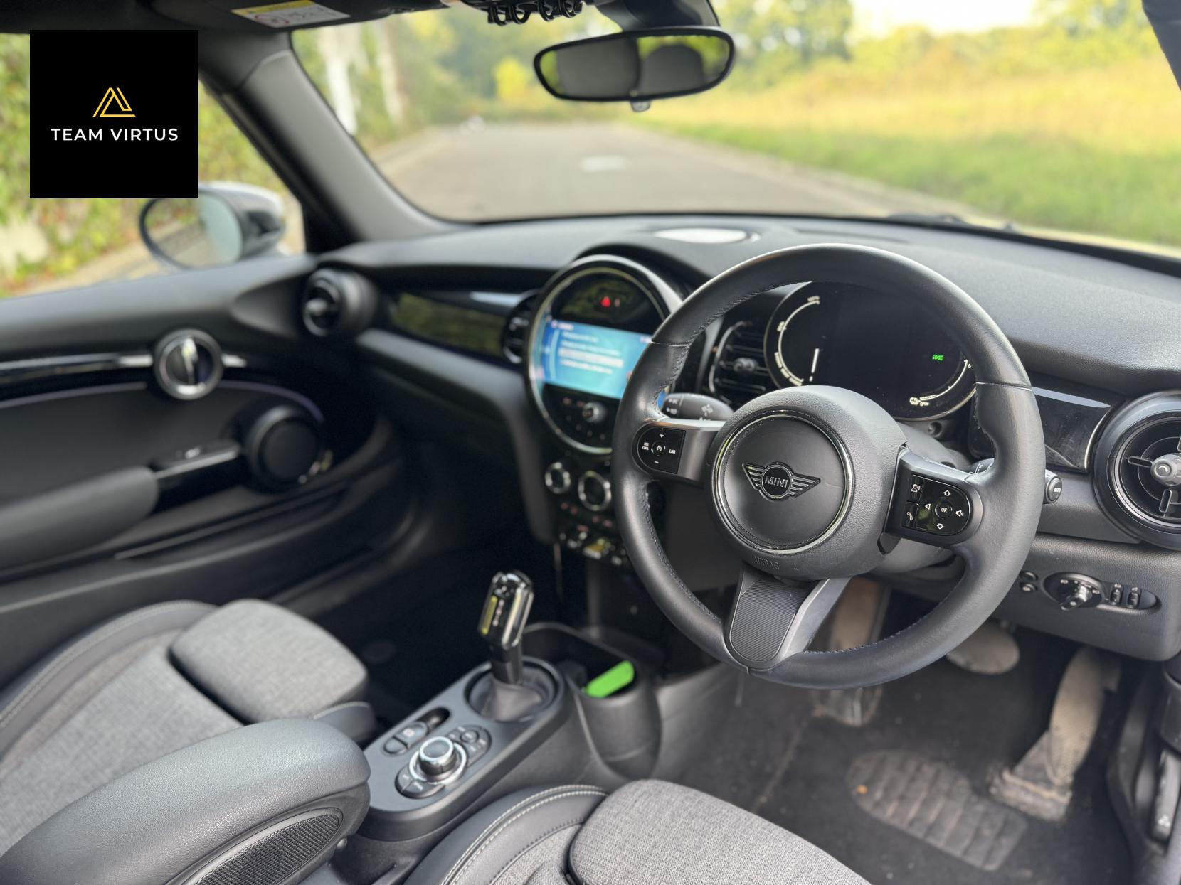 MINI Electric Hatch Cooper SE 32.6kWh Level 2 Hatchback 3dr Electric Auto (184 ps)