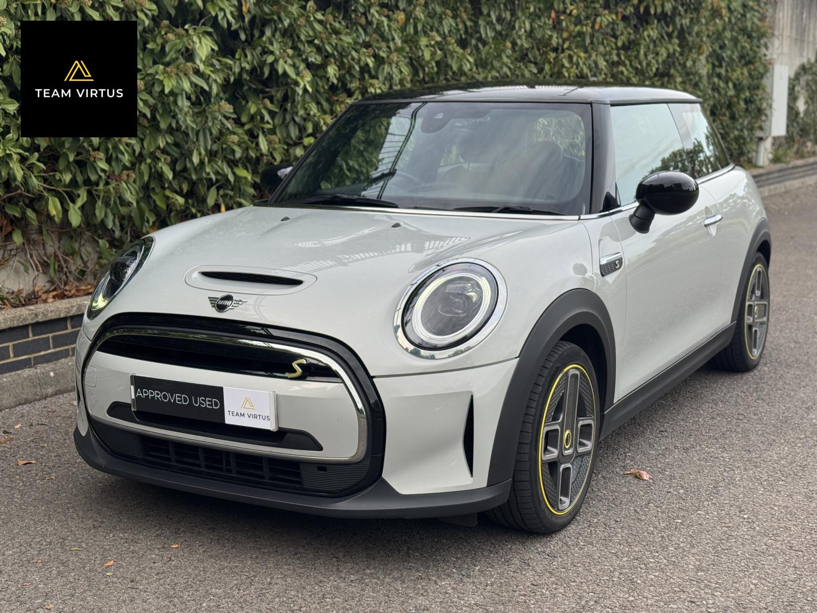 MINI Electric Hatch Cooper SE 32.6kWh Level 2 Hatchback 3dr Electric Auto (184 ps)