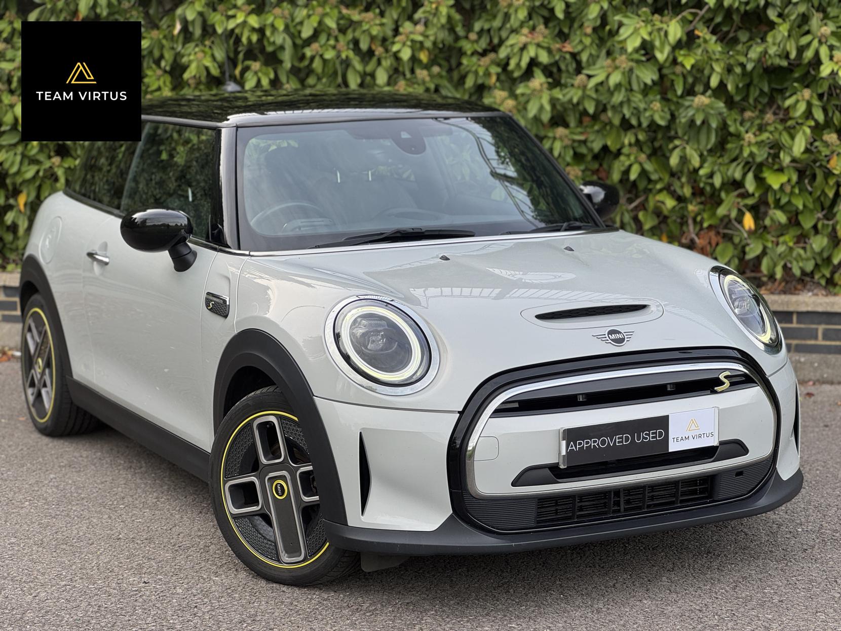 MINI Electric Hatch Cooper SE 32.6kWh Level 2 Hatchback 3dr Electric Auto (184 ps)