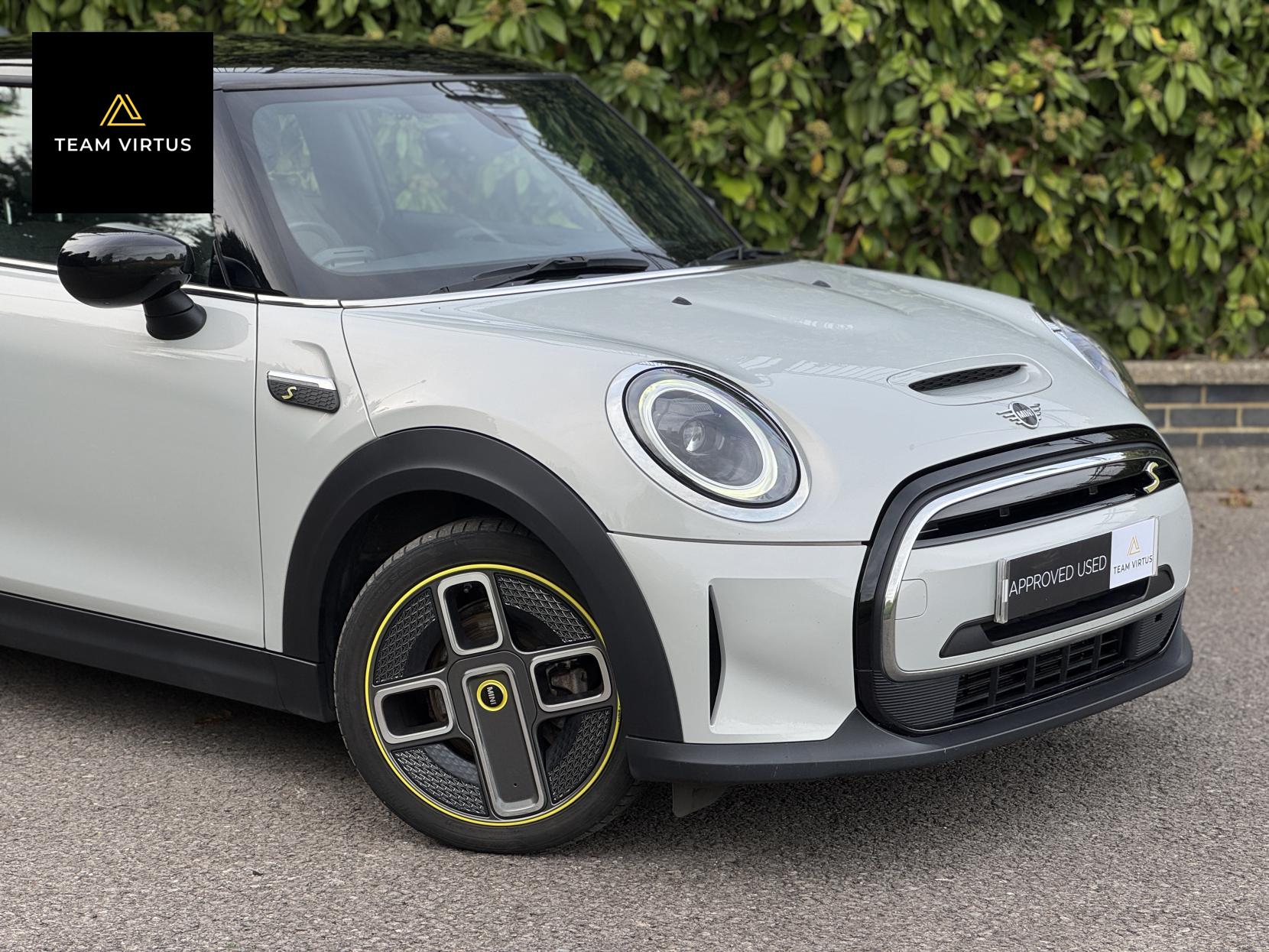 MINI Electric Hatch Cooper SE 32.6kWh Level 2 Hatchback 3dr Electric Auto (184 ps)