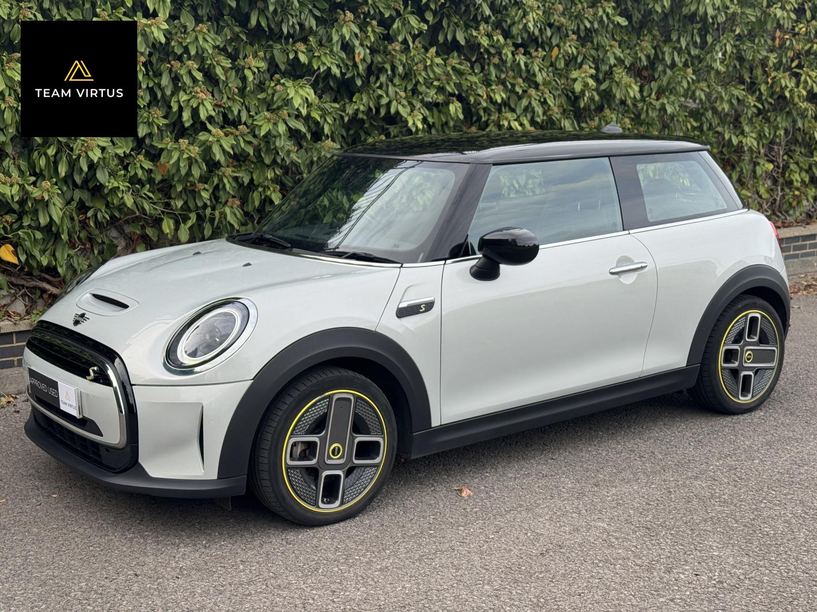 MINI Electric Hatch Cooper SE 32.6kWh Level 2 Hatchback 3dr Electric Auto (184 ps)