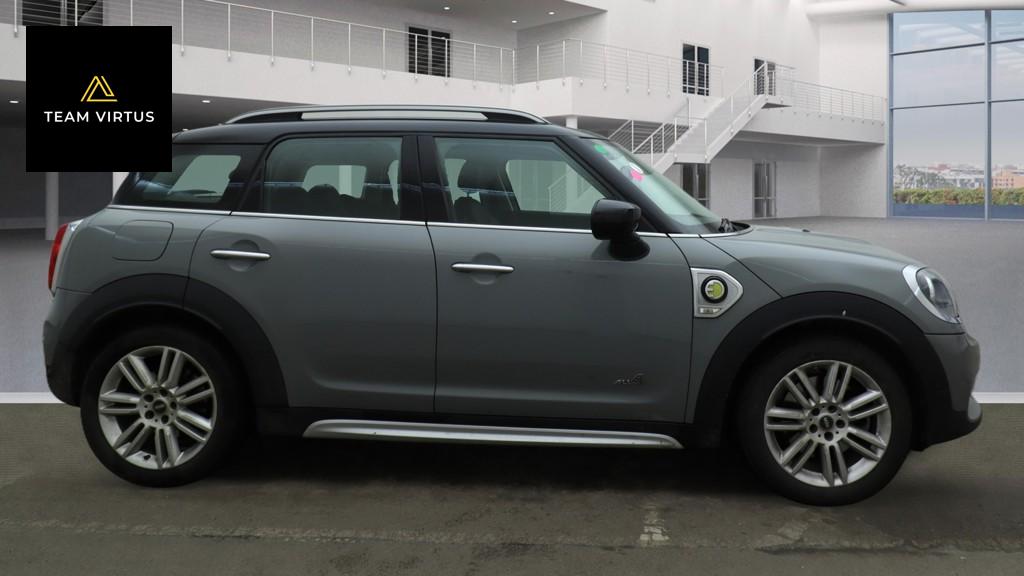 MINI Countryman 1.5 10kWh Cooper SE Exclusive SUV 5dr Petrol Plug-in Hybrid Auto ALL4 Euro 6 (s/s) (224 ps)