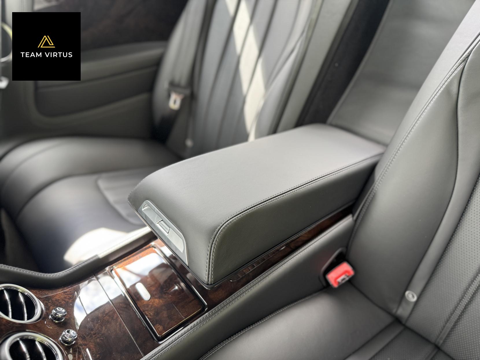 Bentley Continental 6.0 W12 GT Coupe 2dr Petrol Auto 4WD Euro 5 (575 ps)