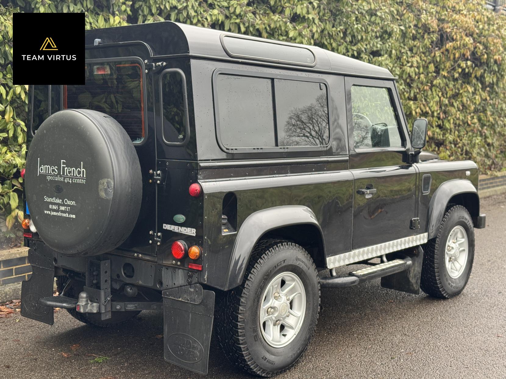 Land Rover Defender 90 2.4 TDCi XS Station Wagon Double Cab 3dr Diesel Manual 4WD SWB Euro 4 (122 bhp)