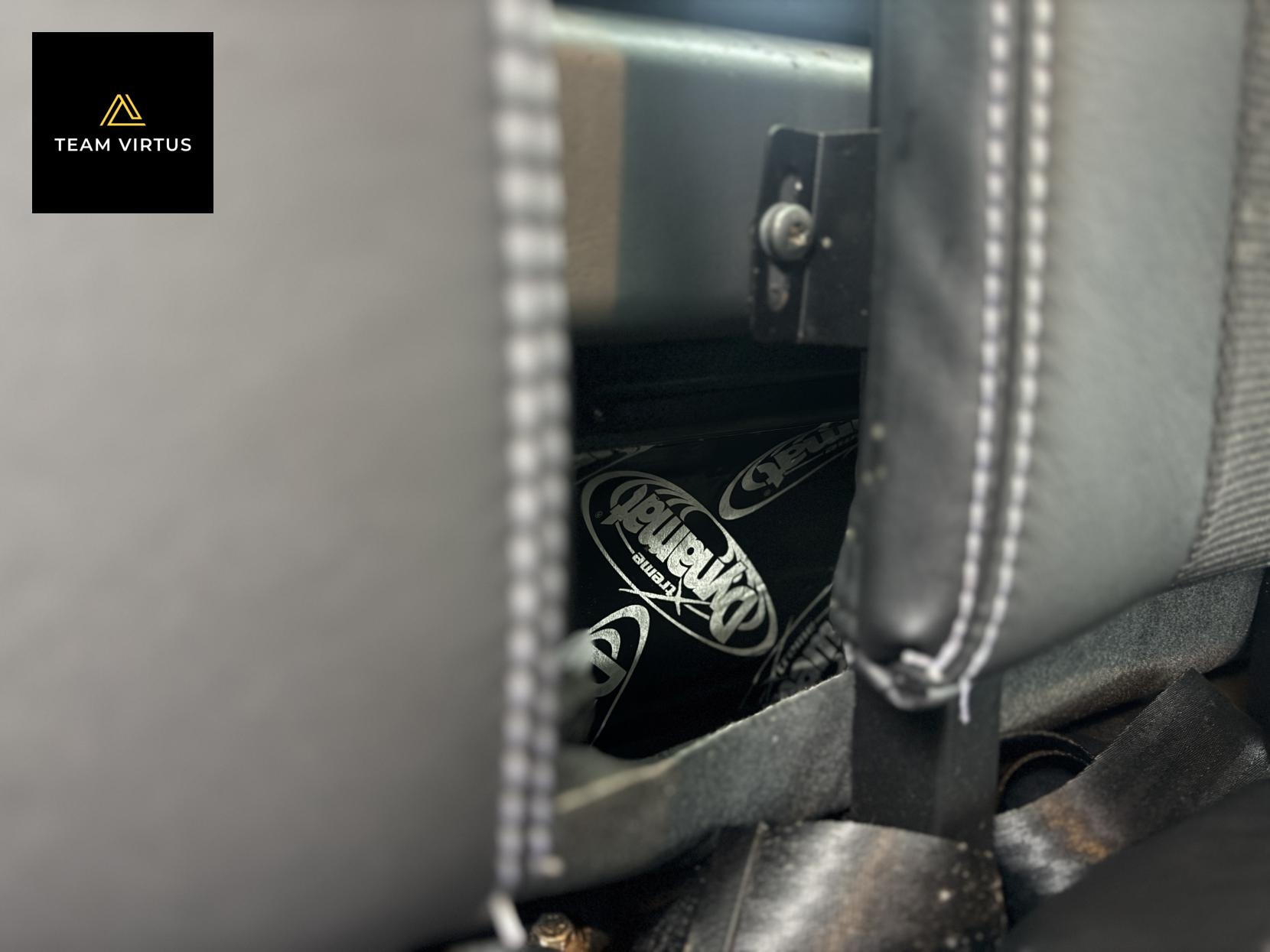 Land Rover Defender 90 2.5 TD5 County Station Wagon Diesel Manual SWB (120 bhp)