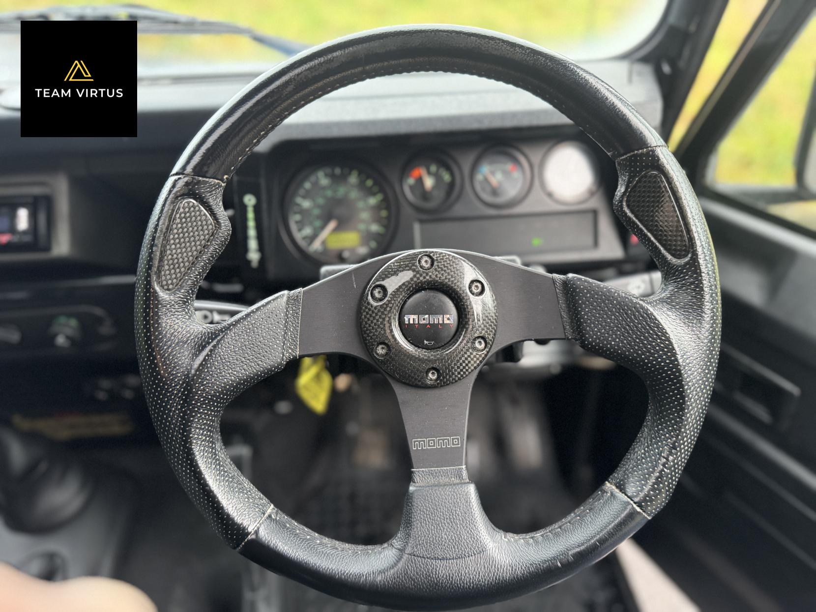 Land Rover Defender 90 2.5 TD5 County Station Wagon Diesel Manual SWB (120 bhp)