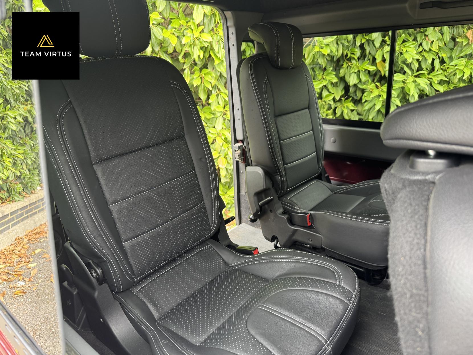 Land Rover Defender 110 2.2 TDCi XS Station Wagon Double Cab 5dr Diesel Manual 4WD MWB Euro 5 (122 ps)