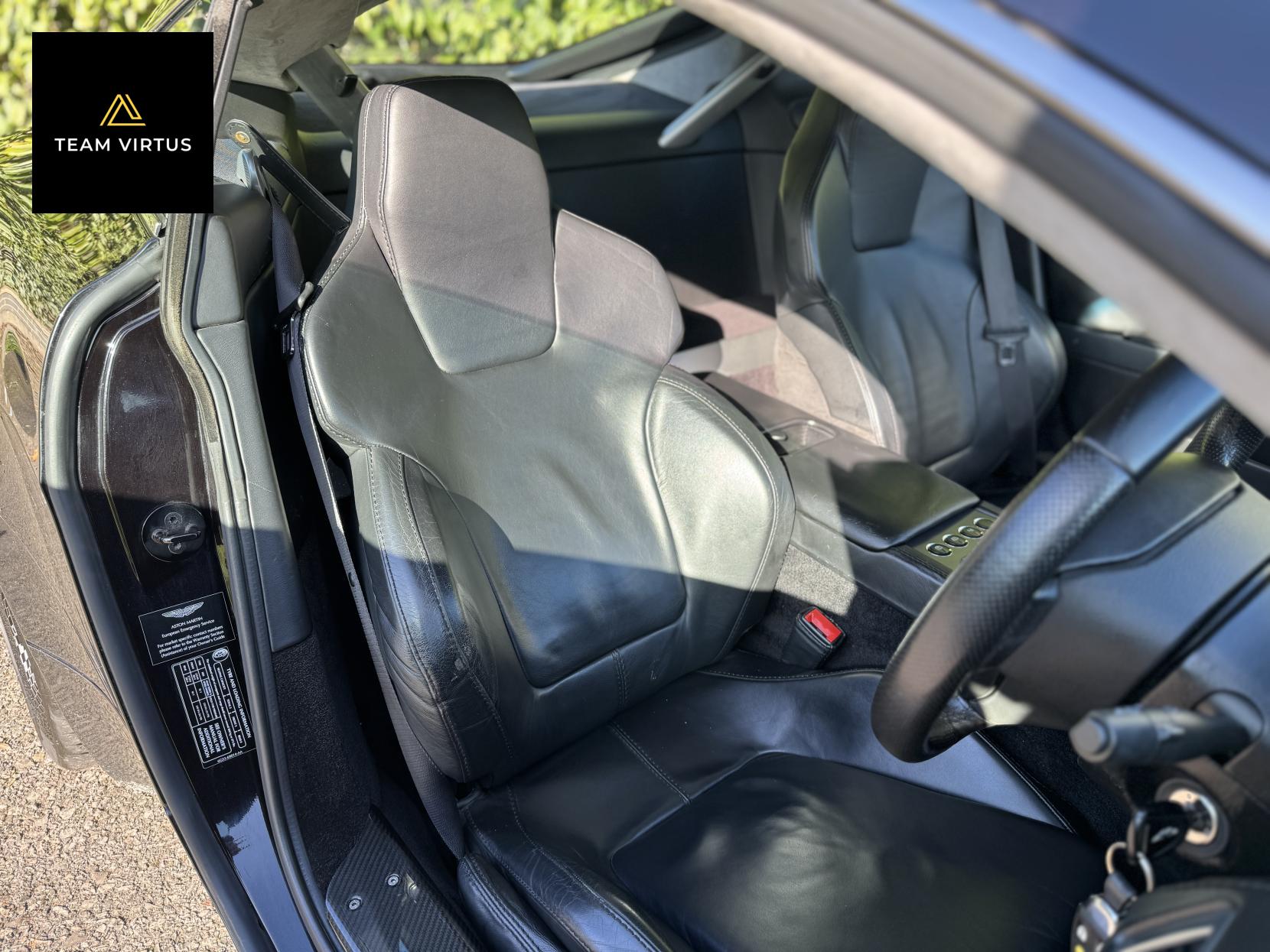 Aston Martin Vantage 4.3 V8 Coupe 2dr Petrol Manual Euro 4 (380 bhp)