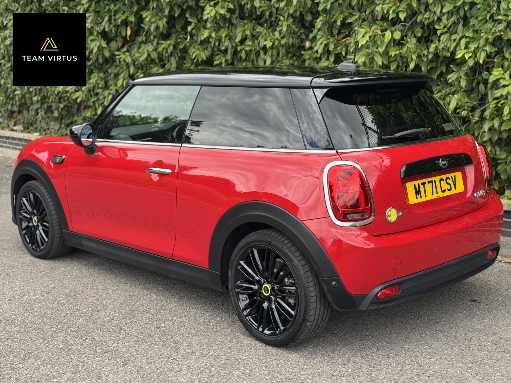 MINI Electric Hatch Cooper SE 32.6kWh Level 2 Hatchback 3dr Electric Auto (184 ps)