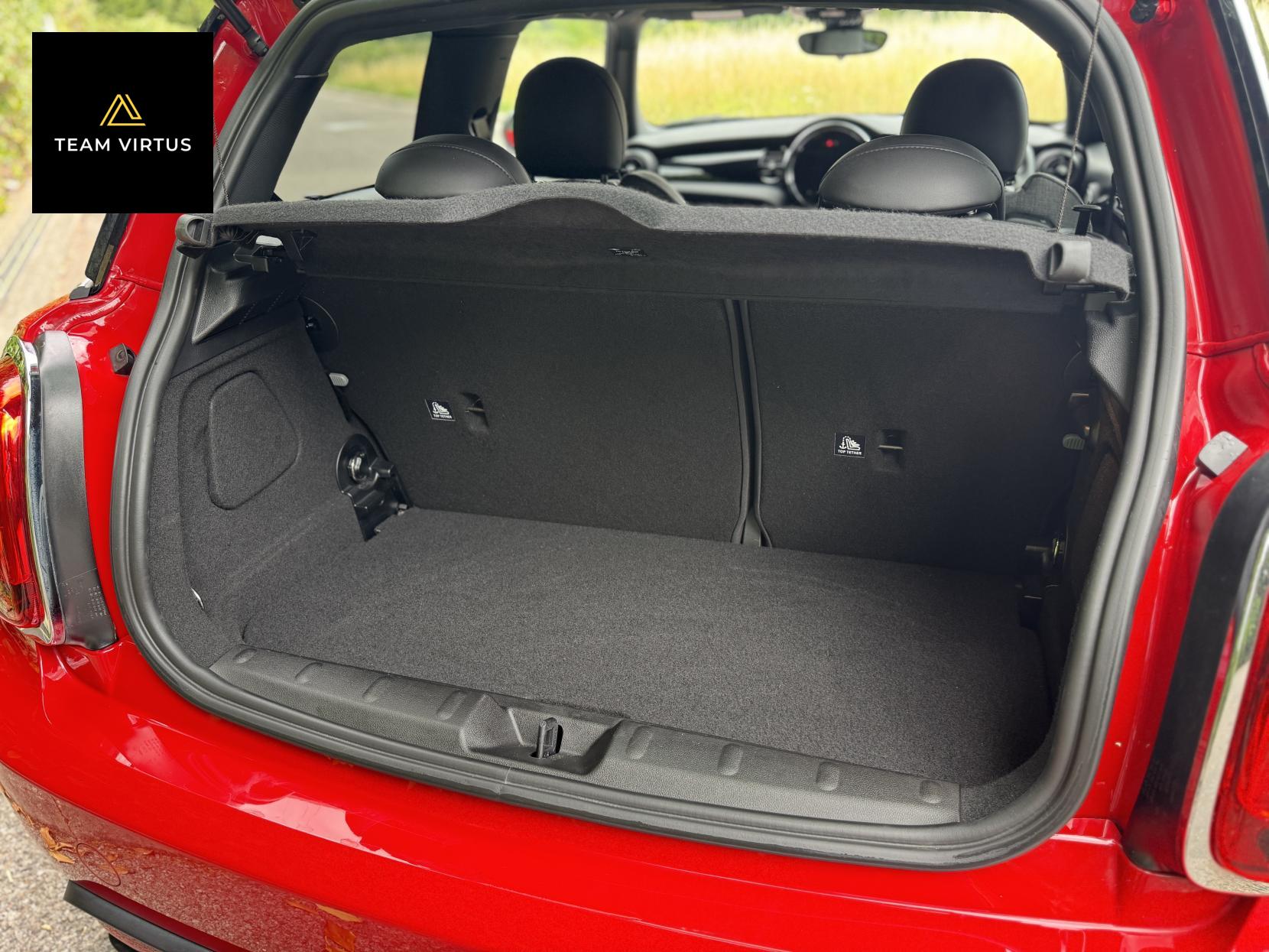 MINI Electric Hatch Cooper SE 32.6kWh Level 2 Hatchback 3dr Electric Auto (184 ps)